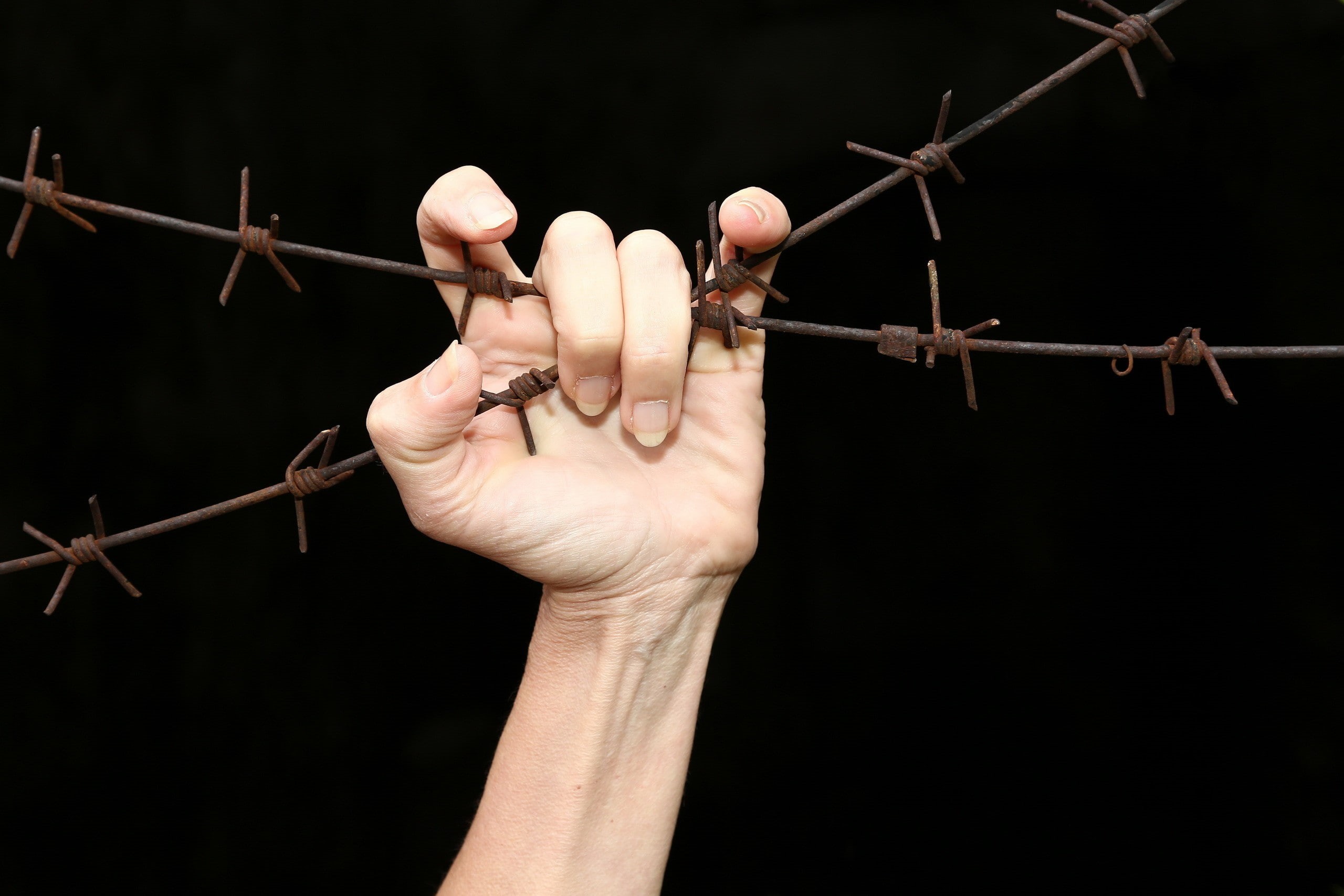 simple background, 2K, black background, barbed wire, hands, HD Wallpaper