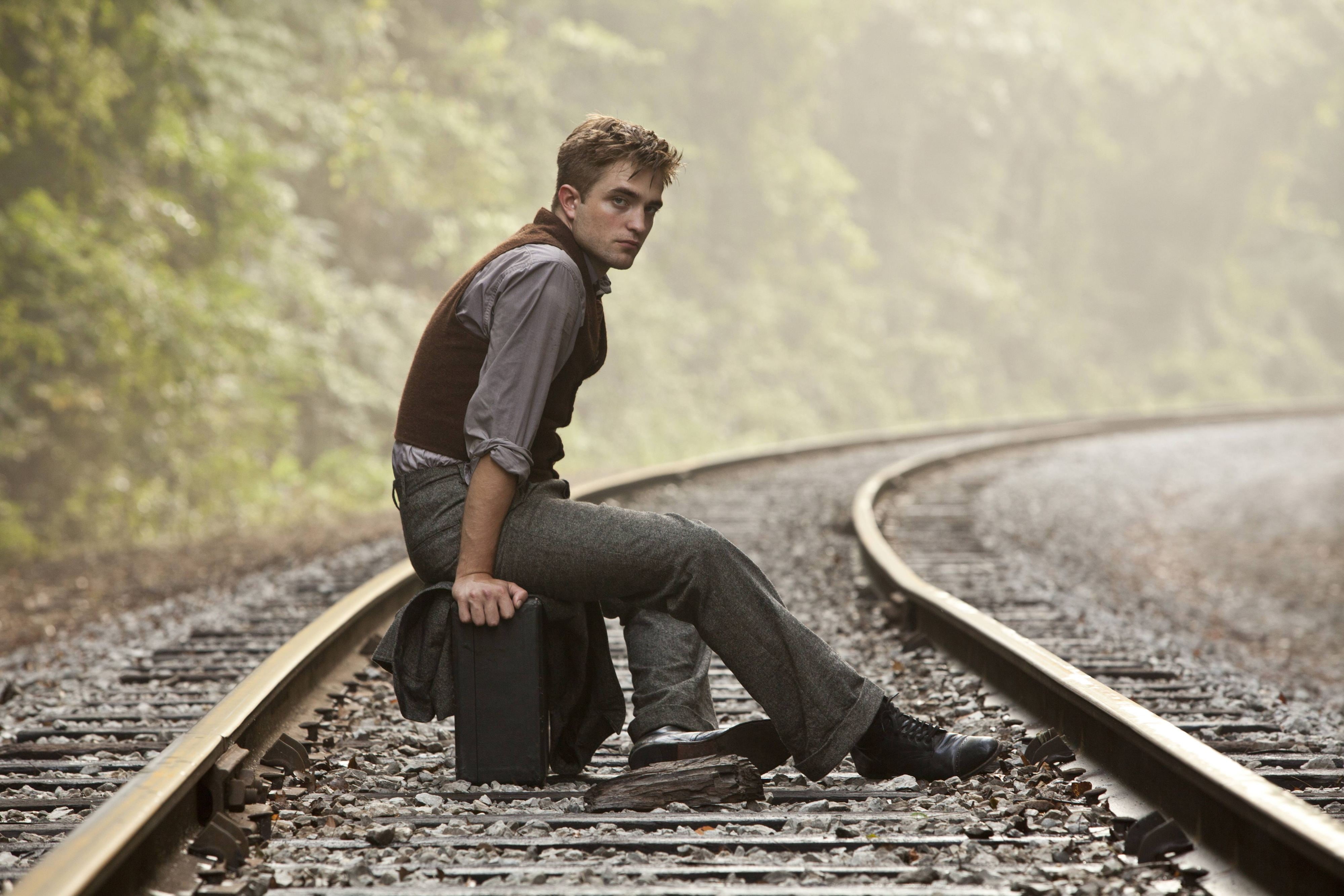 track, male Beauty, caucasian Ethnicity, travel, solitude, passenger, robert, full length, hairstyle, real people, journey, day, jacob, young Men, water for elephants, HD Wallpaper