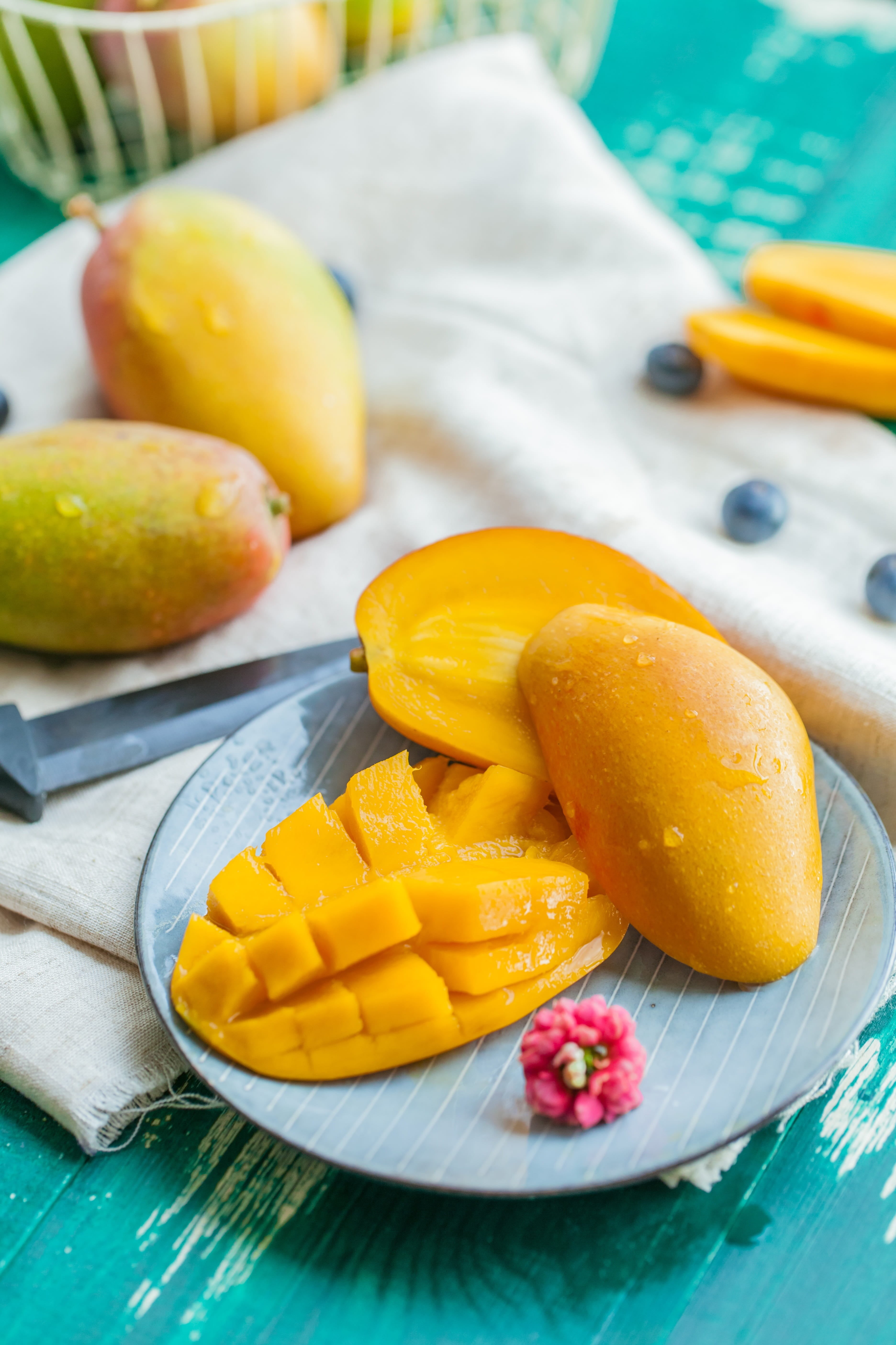 studio shot, hainan, table, freshness, healthy eating, sanya, cutting board, plate, kitchen knife, kitchen utensil, 5K, focus on foreground, fruit, high angle view, Phone HD Wallpaper