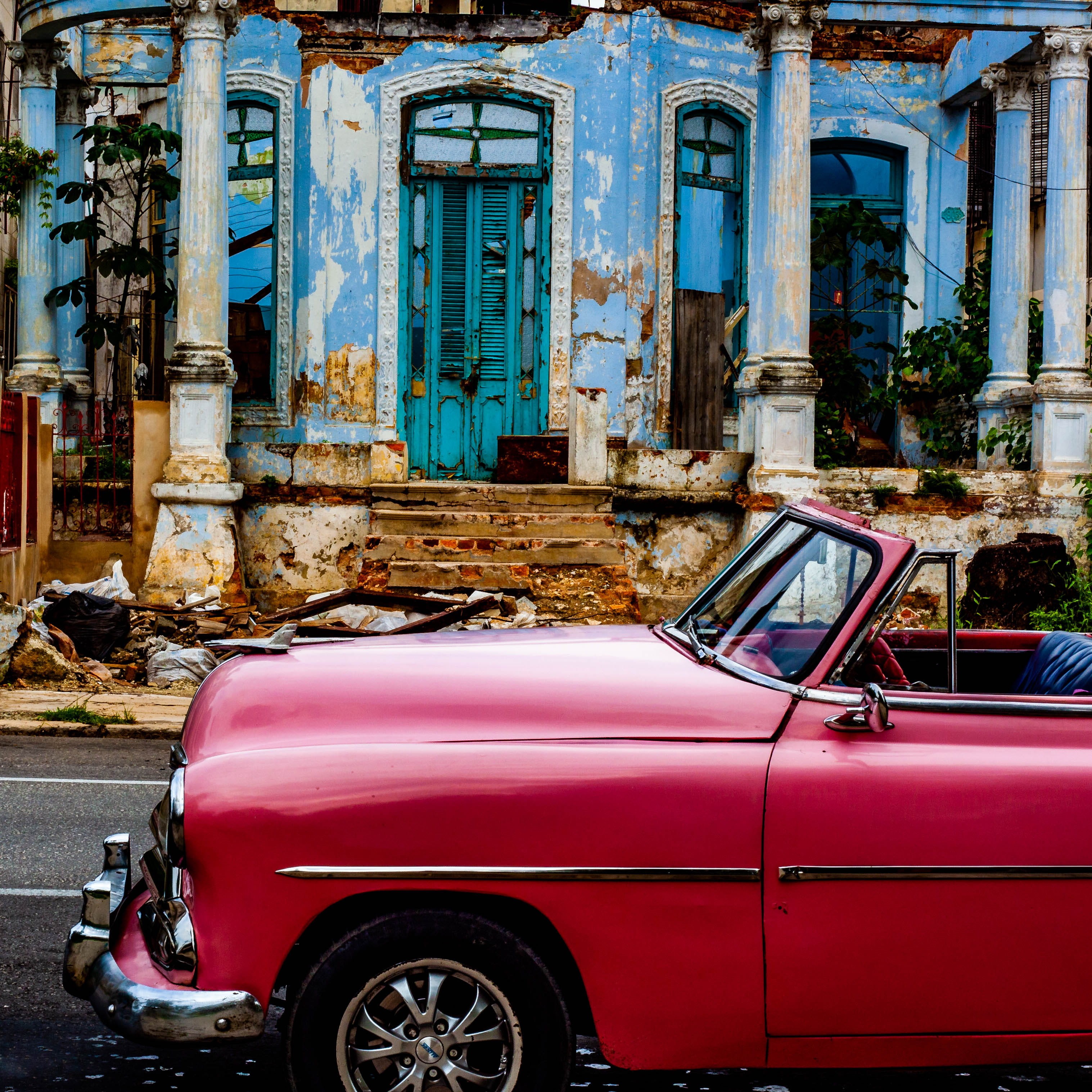 design, road, abandoned, color, vintage, parked, architecture, decaying, land vehicle, ruined, obsolete, street, city, havana, style, exterior, traffic, Phone HD Wallpaper