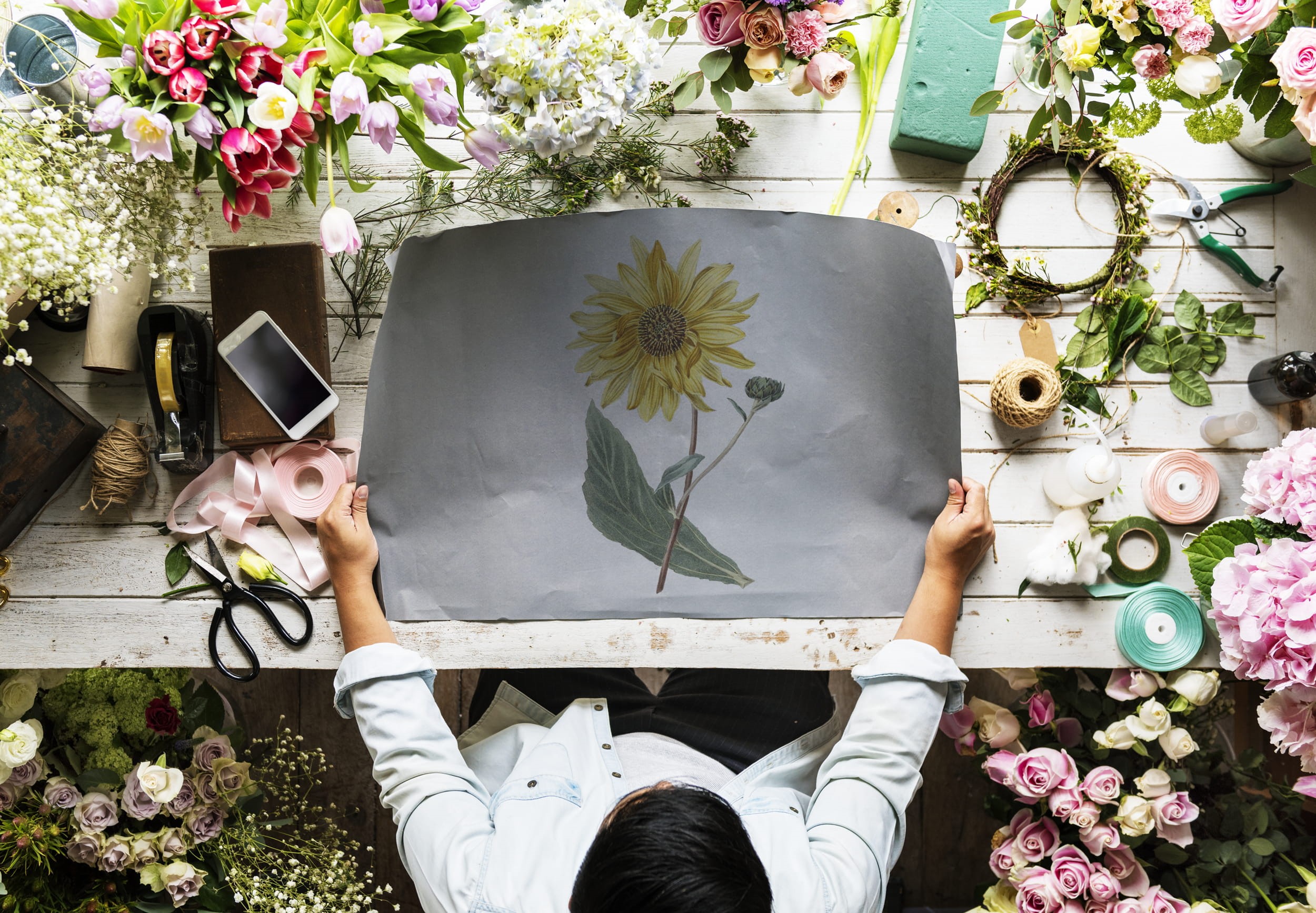 craft, 1080P, garden, hobby, freshness, potted plant, entrepreneurship, love, nature, men, yellow, plant, person, flower arrangement, design, flower head, HD Wallpaper