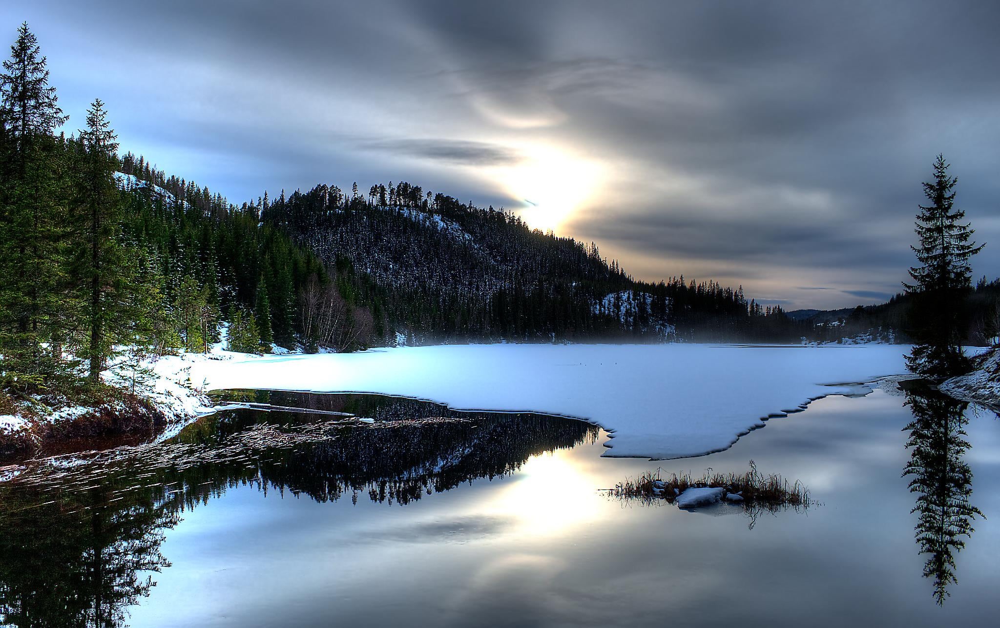 lake, Photomatix, mountain, Trees, photgraphy, Landscape, green, body of water, body, Forest, canada, Norge, Cold as ice, blue, Scene, Waterscape, Winter, HD Wallpaper