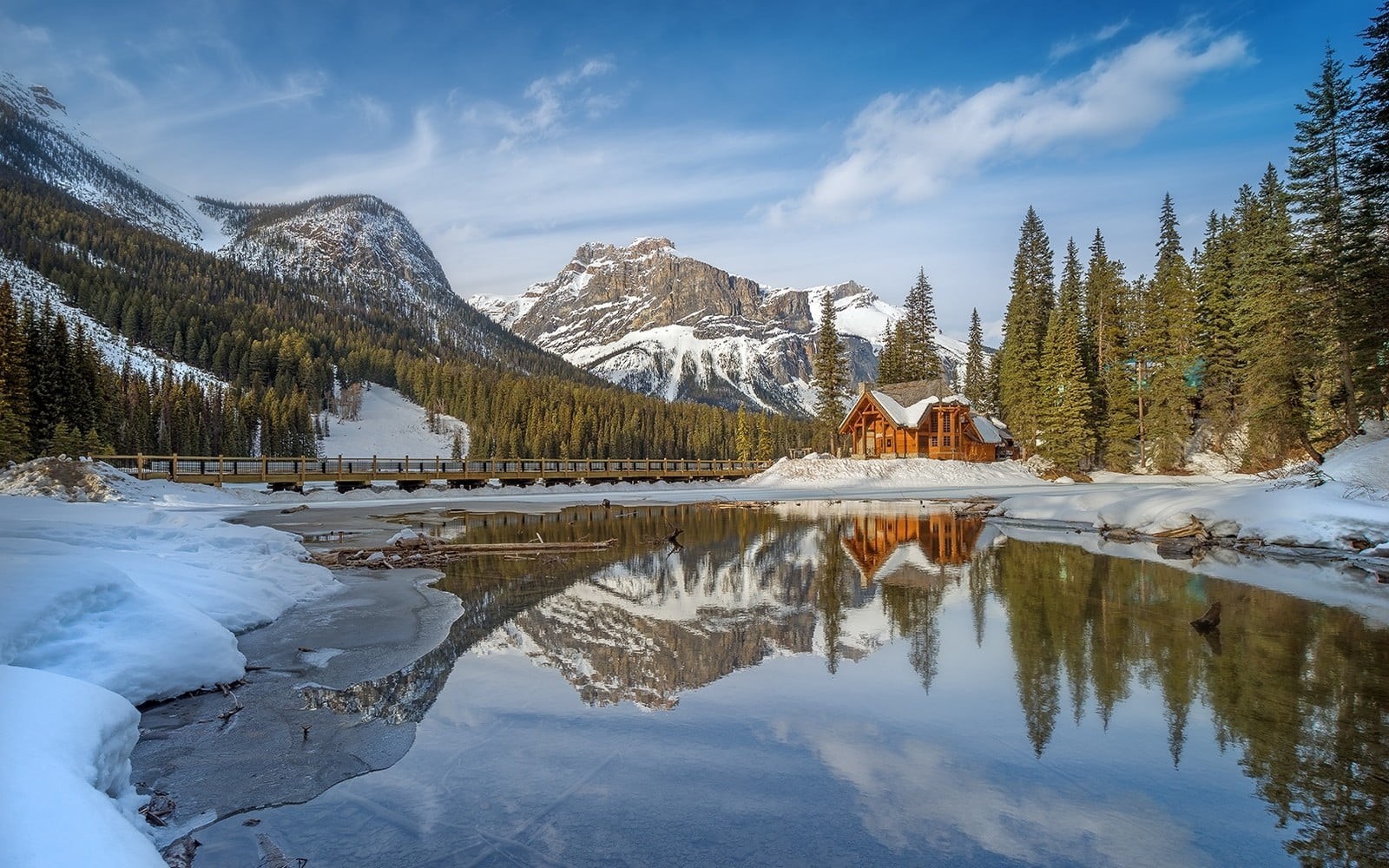 tree, 720P, cabin, water, nature, British Columbia, brown, non-urban scene, sunset, landscape, snow, wooden, house, lake, mountain, sky, no people, winter, HD Wallpaper