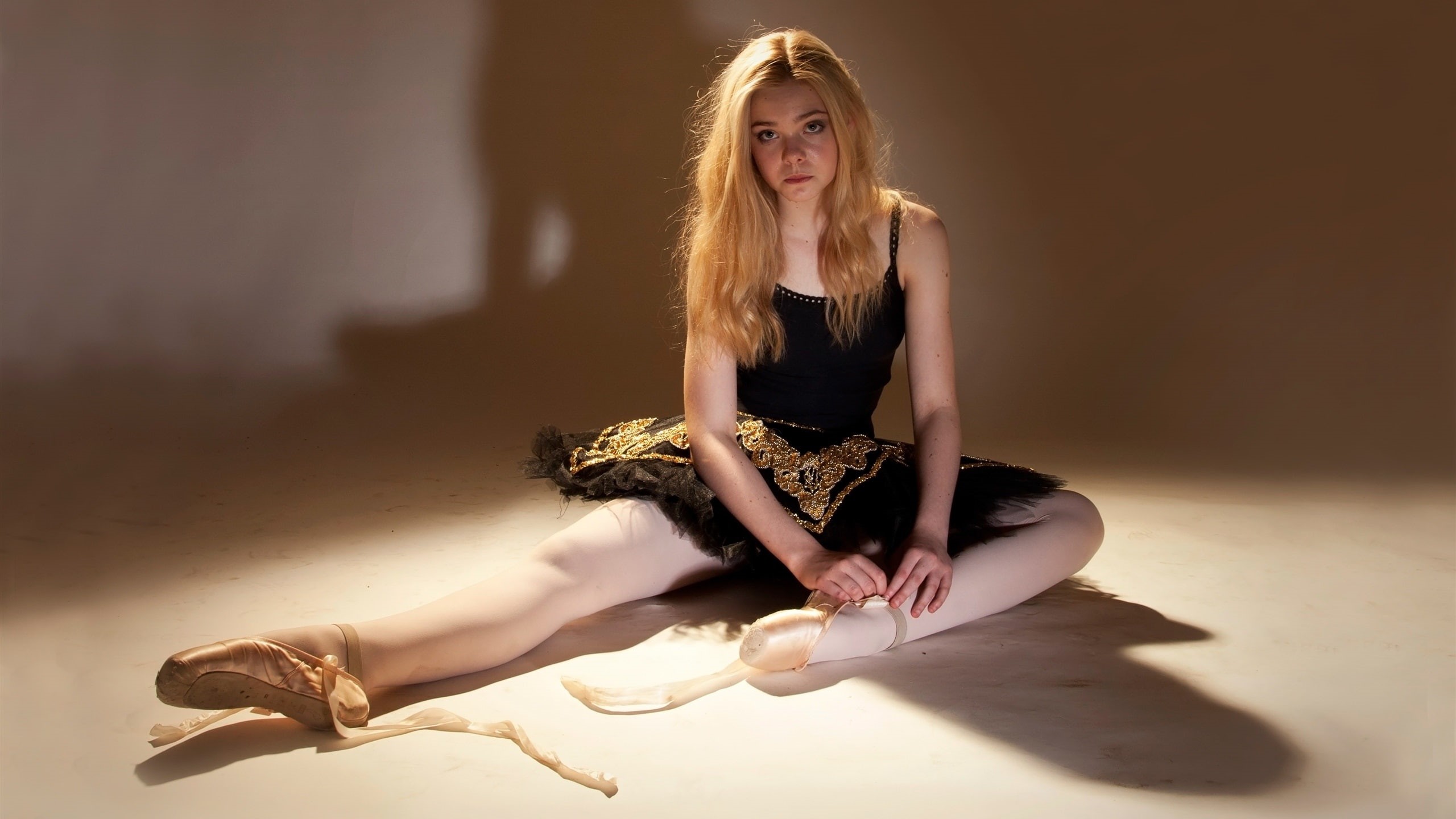 Fanning, Elle, 2K, HD Wallpaper