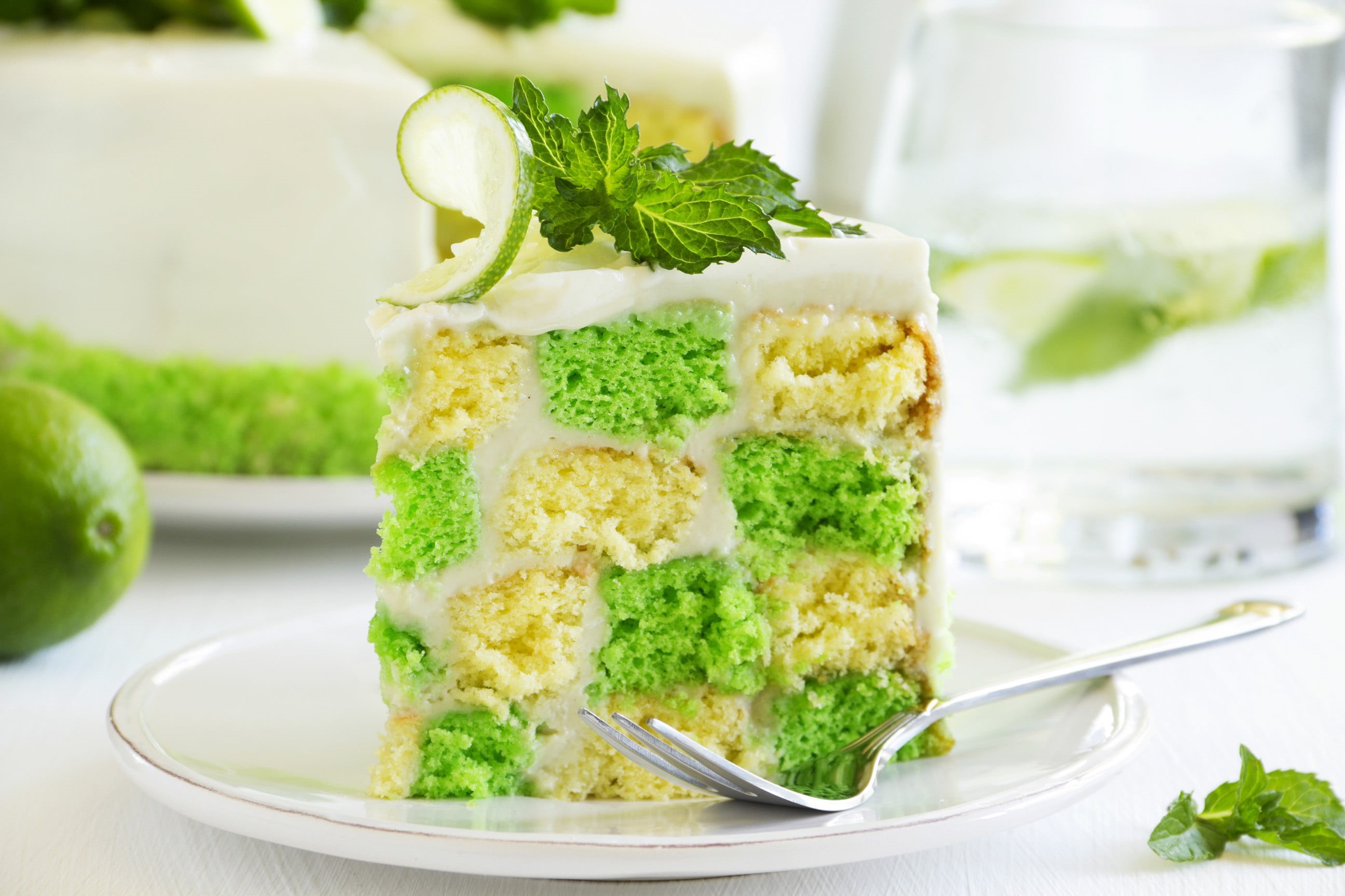 white, glass, focus on foreground, 2K, ready-to-eat, food and drink, food, mint, vegetable, temptation, plate, green, frosted, eating utensil, healthy eating, HD Wallpaper