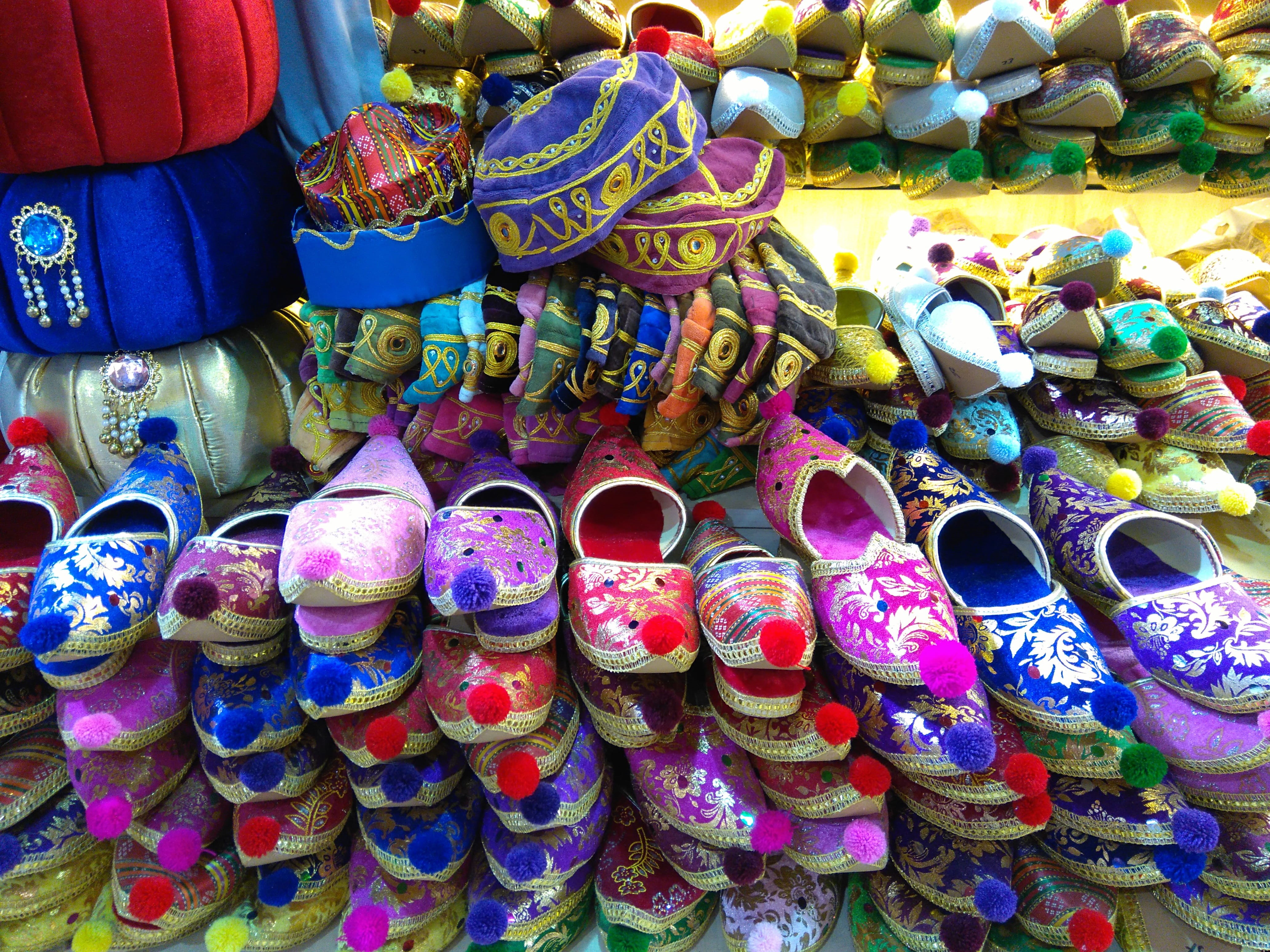 handicraft, outdoors, choice, multi colored, shop, market, art and craft, stack, sale, east, grand bazaar, store, large group of objects, craft, culture, HD Wallpaper