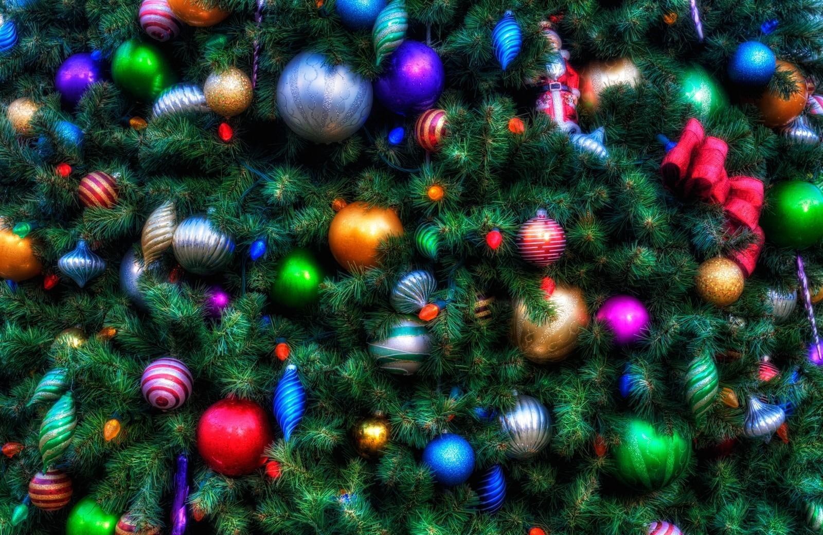 tree, christmas tree, 720P, ornaments, holiday, garland, christmas, HD Wallpaper