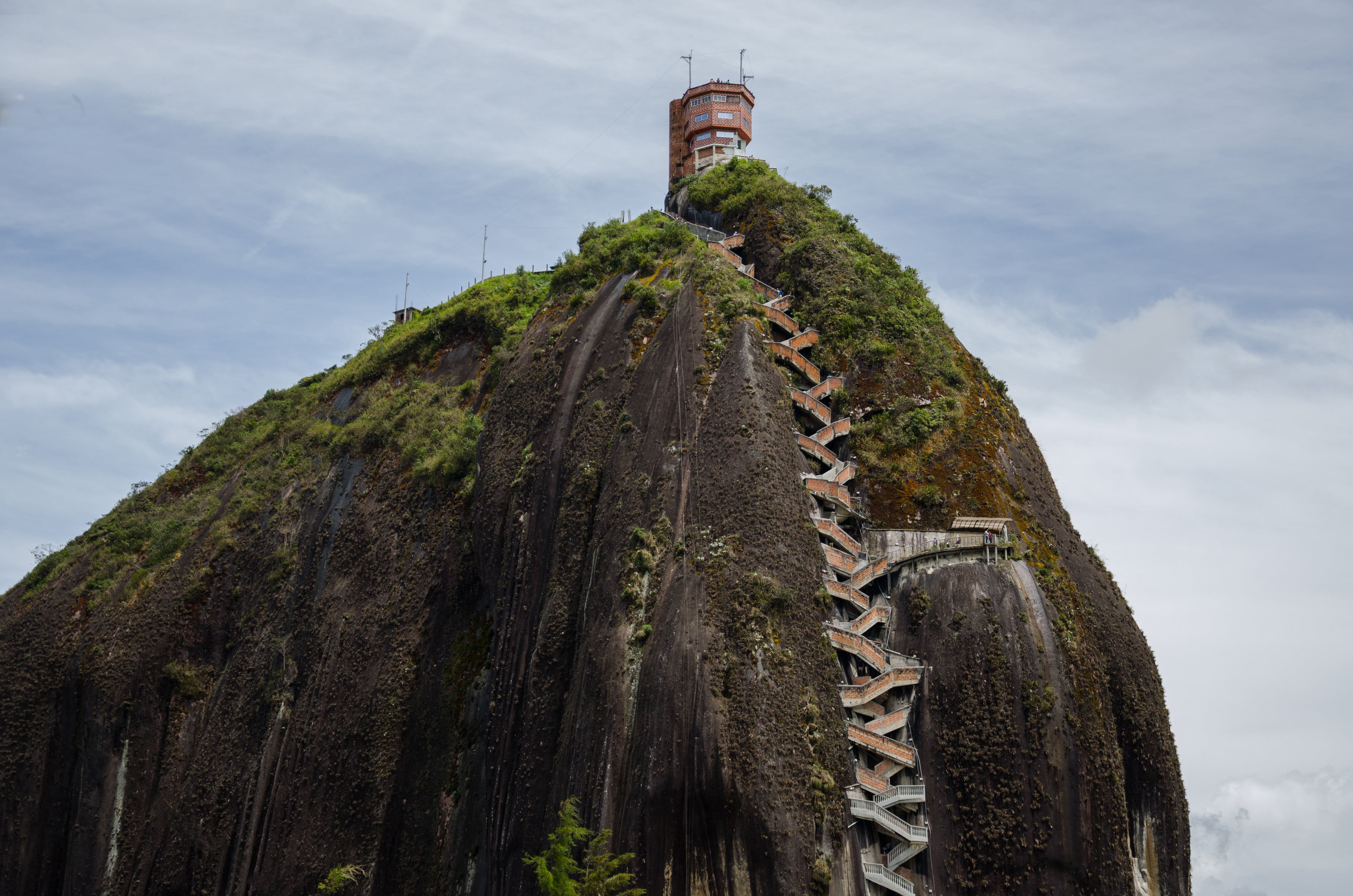plant, tree, famous Place, panorama, mountain, tower, observation tower, colombia, holiday, 4K, land, rock, guatape, low angle view, building, sunny, the past, HD Wallpaper