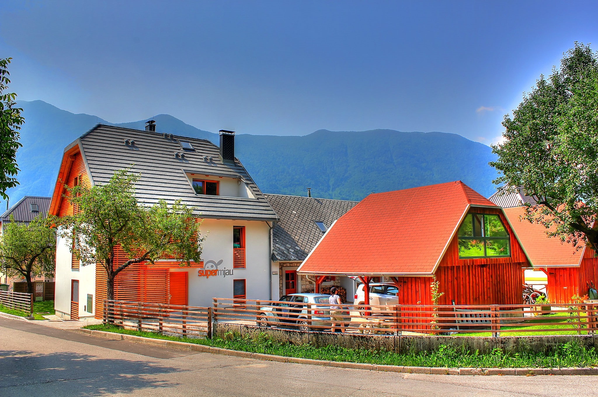 Mountain, street, trees, sky, color, roof, Slovenia, houses, bovec, beautifull, 1080P, people, house, courtyard, HD Wallpaper
