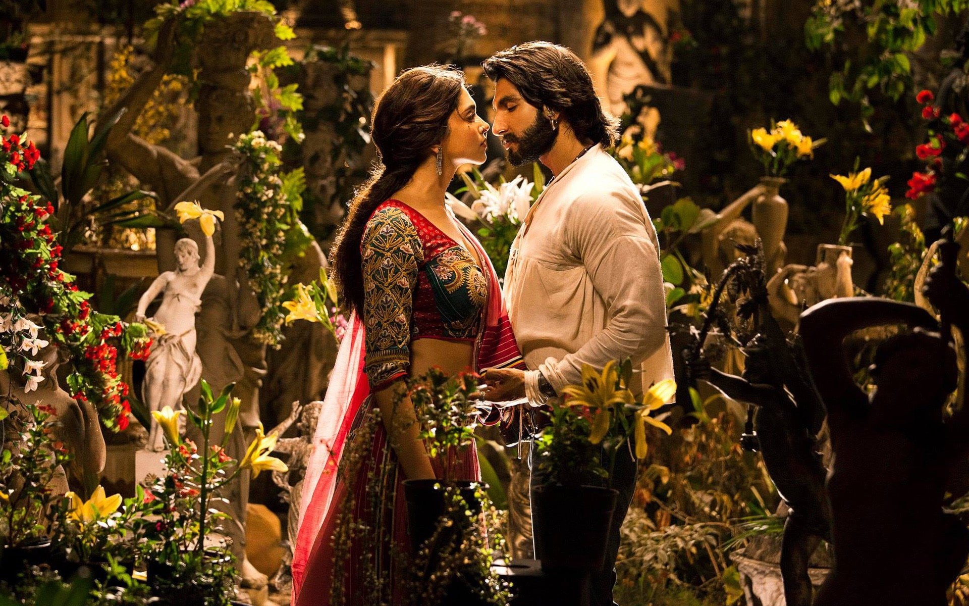 flowering plant, couple - relationship, young adult, deepika padukone, day, real people, men, ranveer singh, desi girls, lifestyles, indian celebrities, HD Wallpaper
