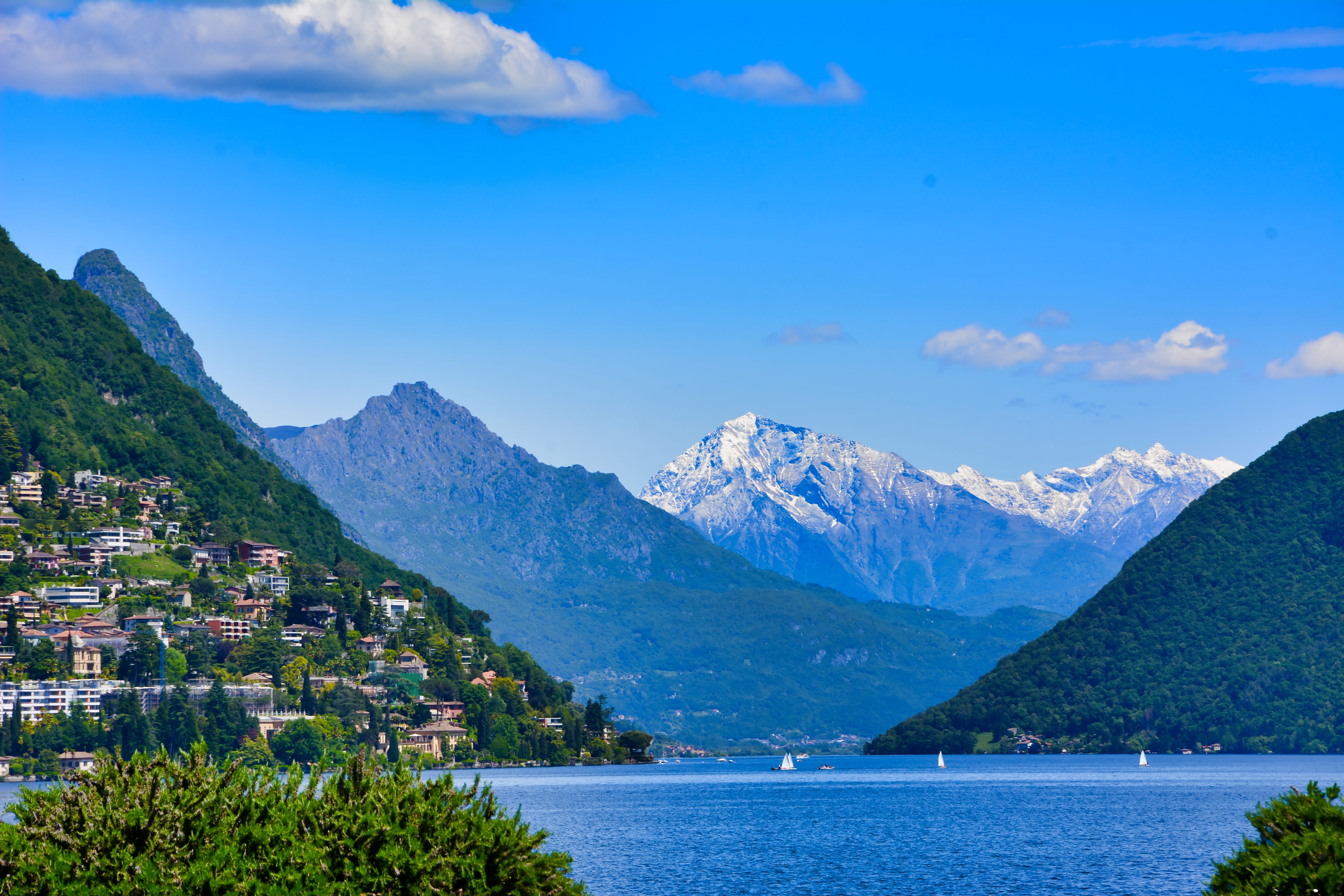 architecture, 5K, travel, water, lake, mountain, tourism, switzerland, blue, sky, nature, mountain range, tranquility, tranquil scene, outdoors, beauty in nature, HD Wallpaper