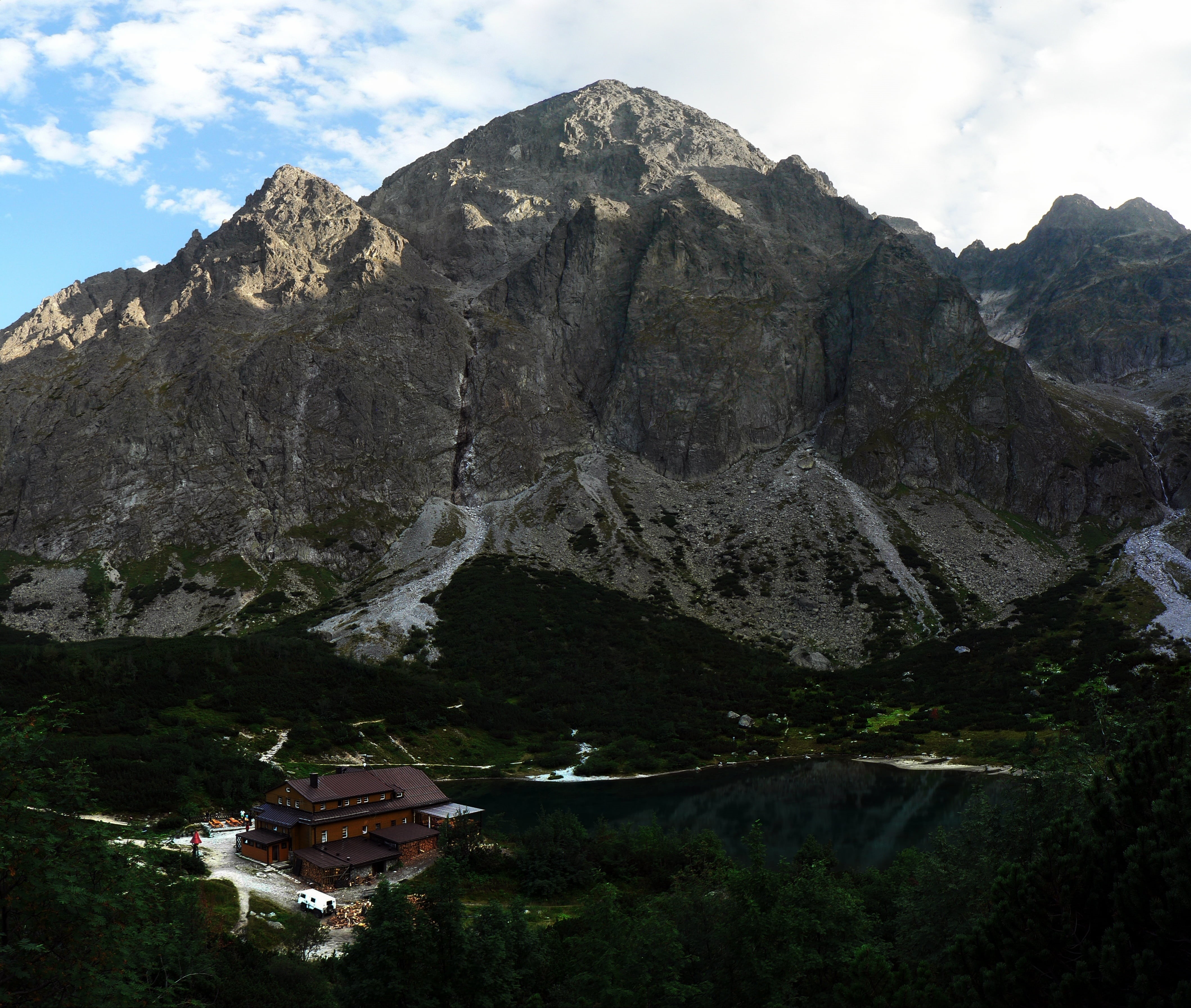 architecture, day, mountain range, 4K, beauty in nature, outdoors, cottage, mountain peak, green mountain lake, mountain, cloud - sky, plant, built structure, HD Wallpaper