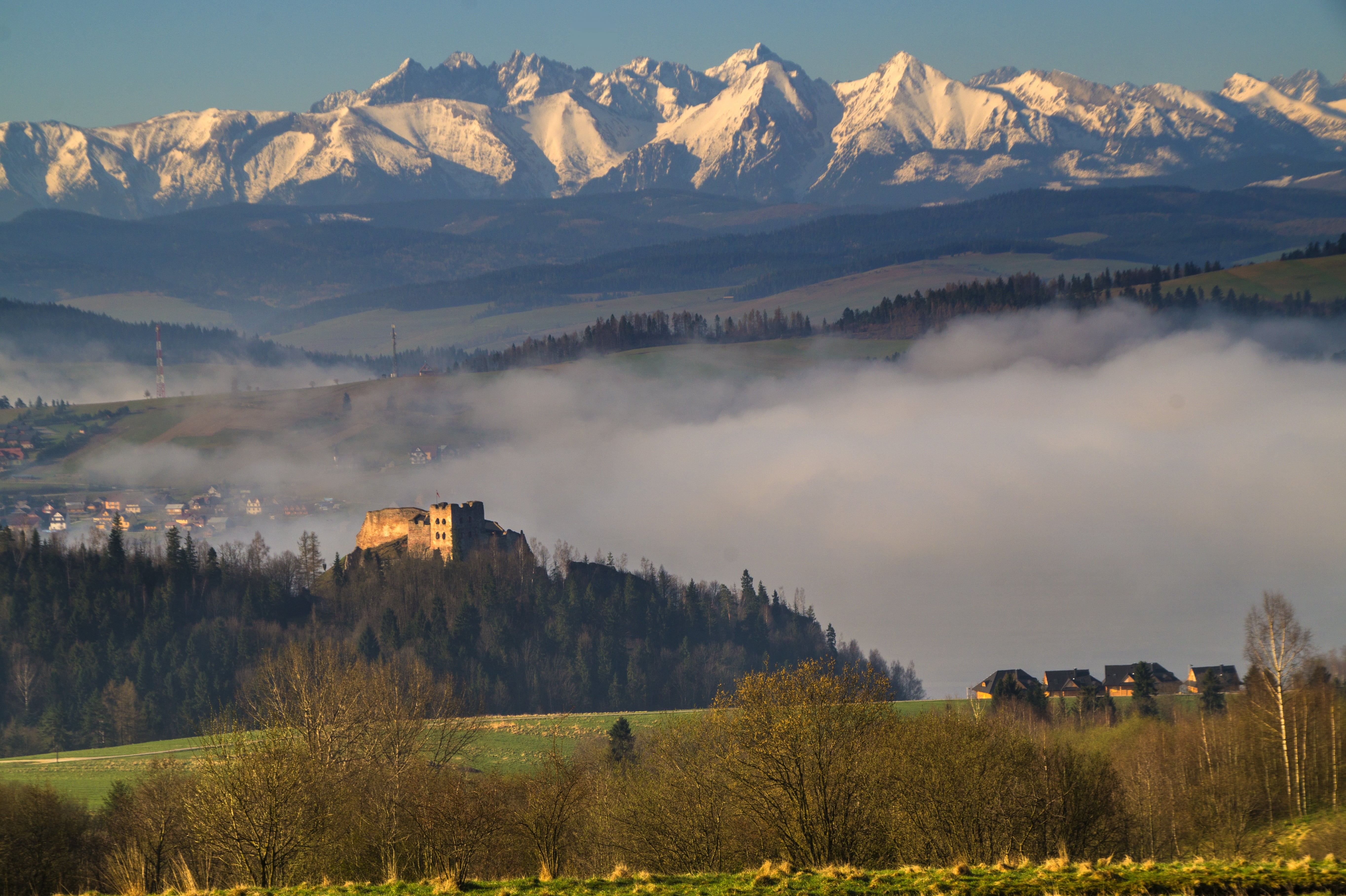 covered, scenics - nature, autumn, non-urban scene, scenics, snow, castle, mountain, aura, tranquil scene, pieniny, meadow, sunny, mountain range, 5K, HD Wallpaper