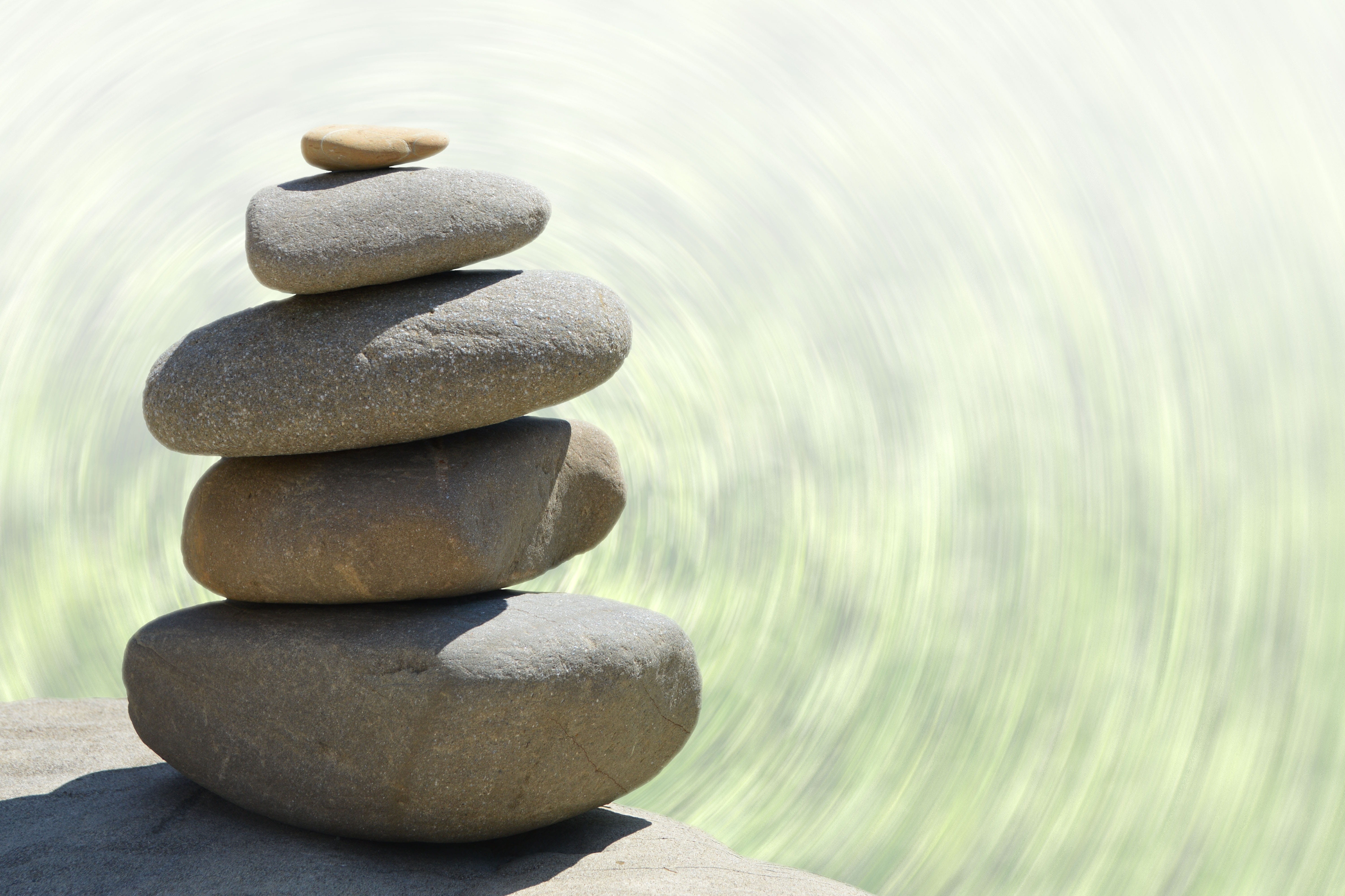 gartendeko, zen-like, outdoors, balance, stack rock, rock, nature, rock - object, serenity, water, tranquility, 5K, close-up, zen, Feng Shui, stack, spirituality, HD Wallpaper