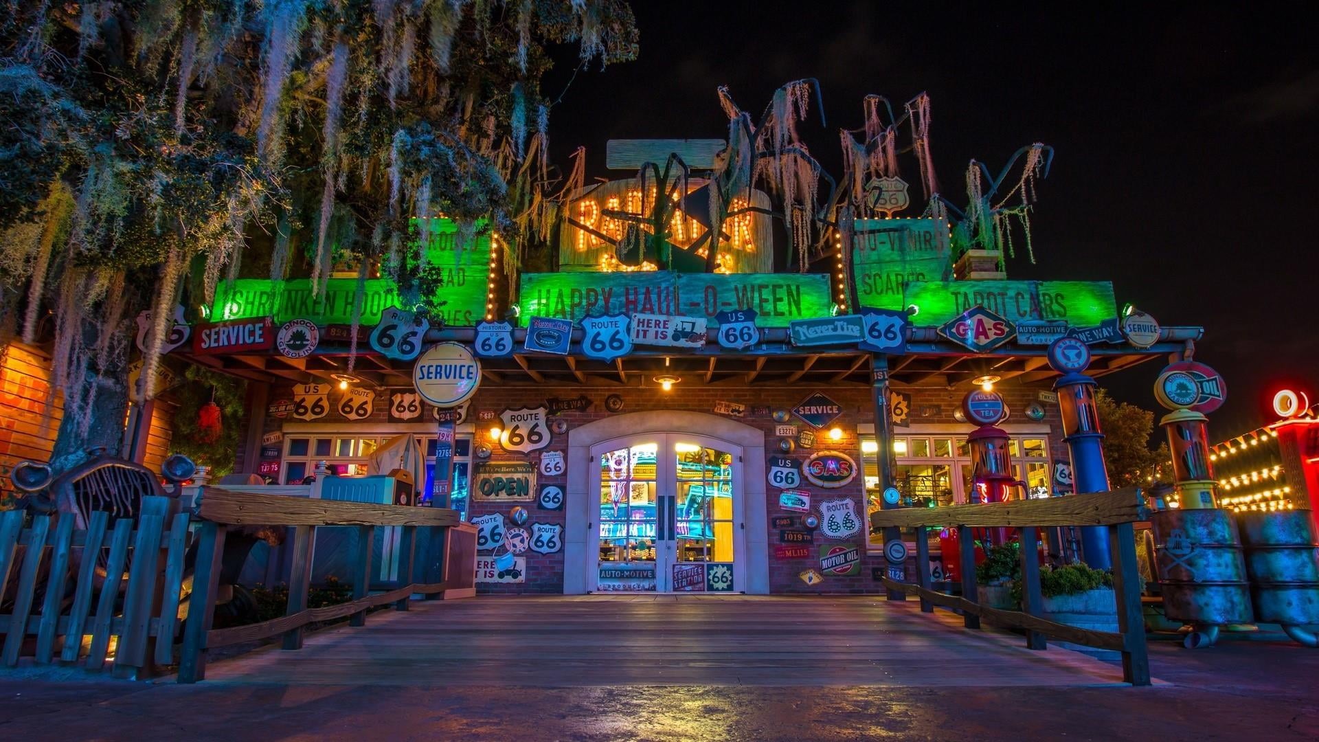 building exterior, disneyland, california, lighting equipment, shop, building, sky, the way forward, direction, belief, celebration, no people, street, HD Wallpaper