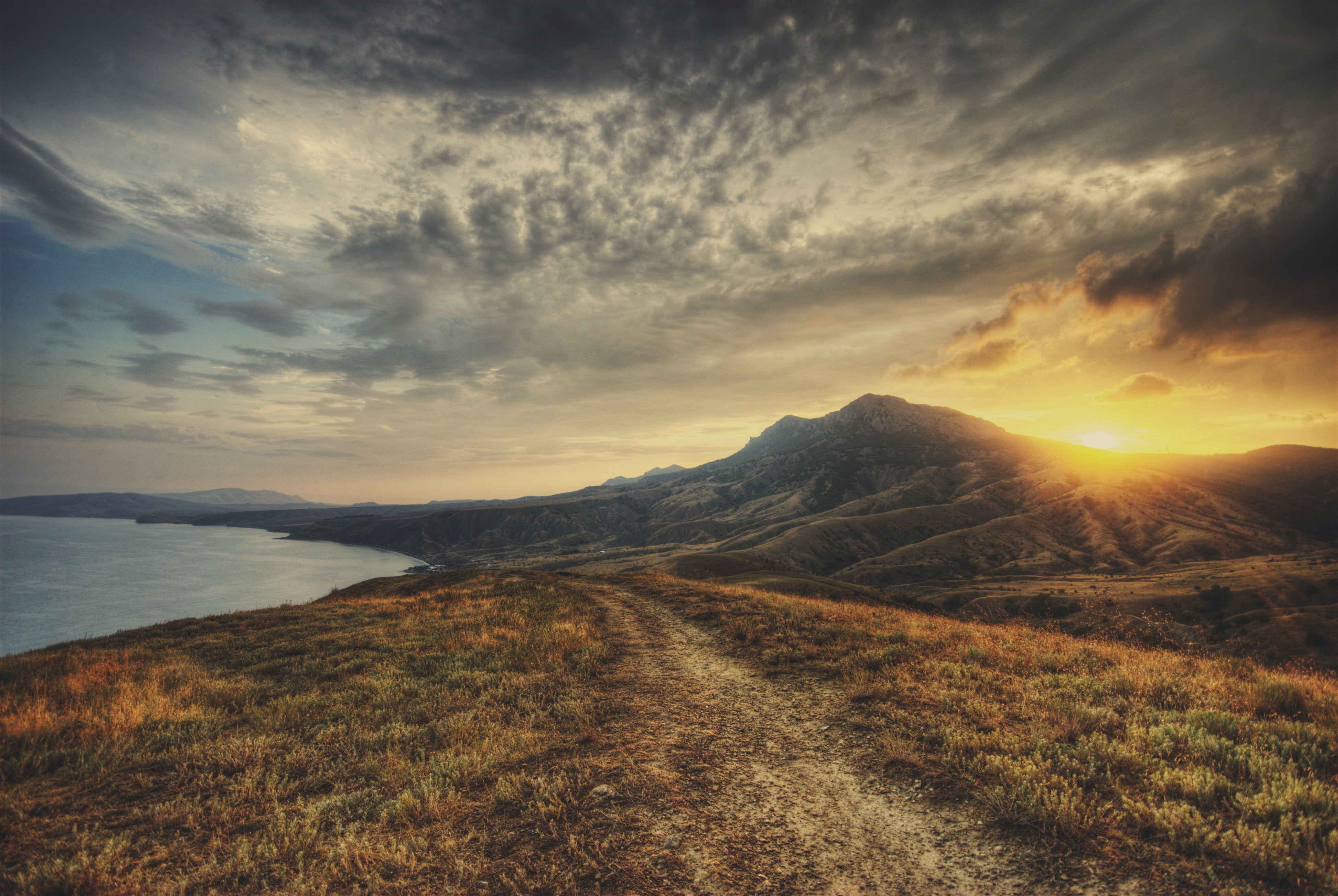 near, nature, ocean, sunrise - Dawn, Grand Illusion, 4K, scenics, photograph, hdr, landscapes, cloud - Sky, sunset, sun, grass, sunlight, summer, sky, HD Wallpaper