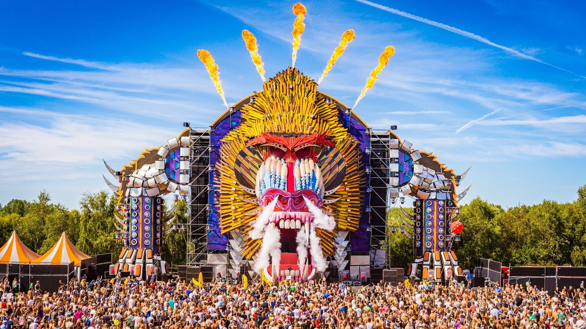 nature, carnival, outdoors, festival, 1080P, cloud - sky, event, large group of people, music stage, crowd, group of people, enjoyment, stage, real people, HD Wallpaper