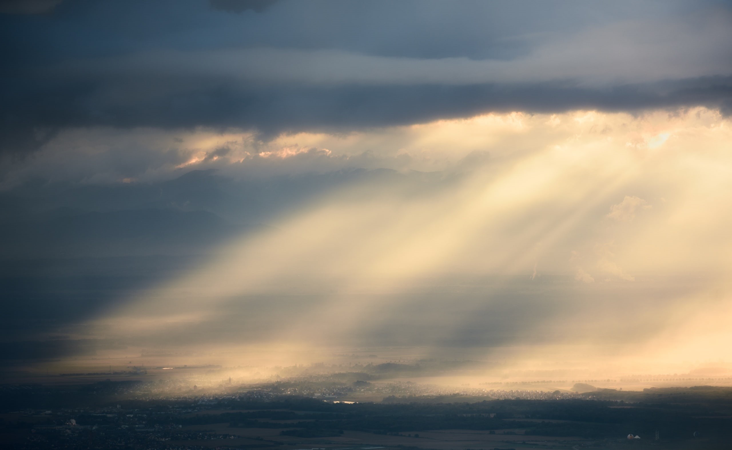 D810, Europe, 70-200, France, Rays, Morning, October, crepuscular, Fall, panoramic, alsace, 2K, Rain, Hautes Vosges, Sunrays, Nature, Sunrise, village, HD Wallpaper