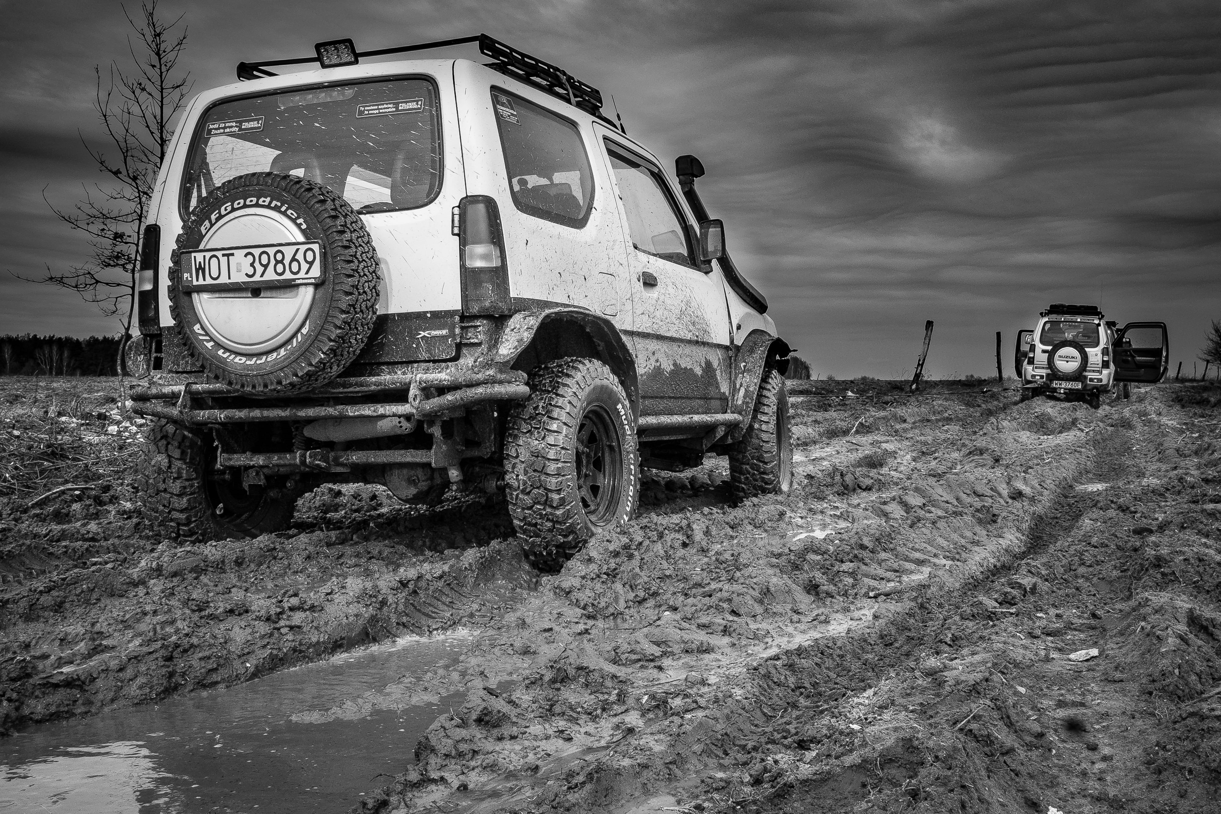 wheel, automobile, nature, land vehicle, trail, tire, water, mode of transportation, stationary, extreme, sky, outdoor, land, motor vehicle, abandoned, HD Wallpaper