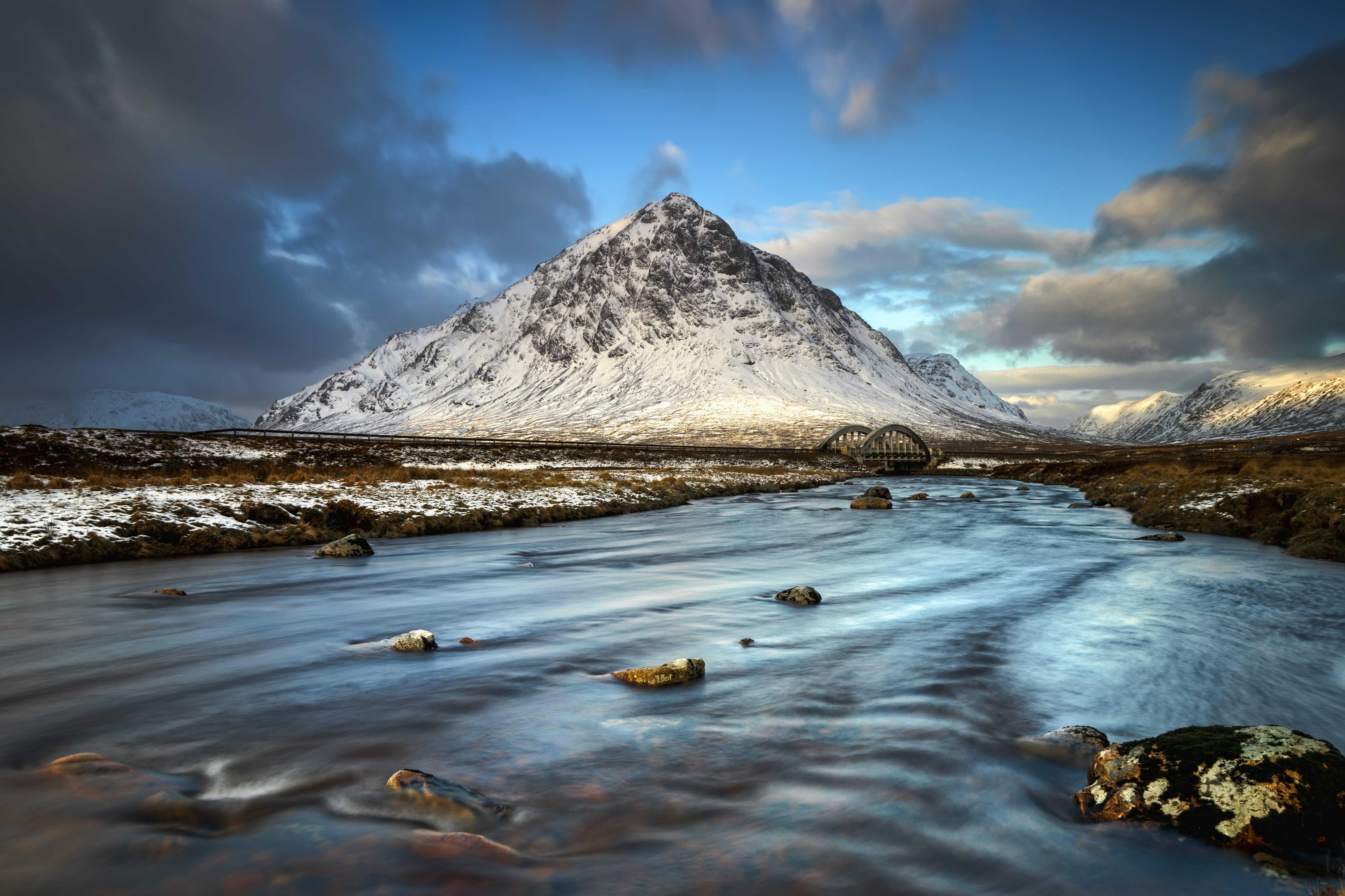 outdoors, rock, view, white, lake, samsung  NX1, water, Buachaille Etive Mor, sunlight, glacier, blue  skies, mountain, iceland, a82, winter, ice, white rock, HD Wallpaper