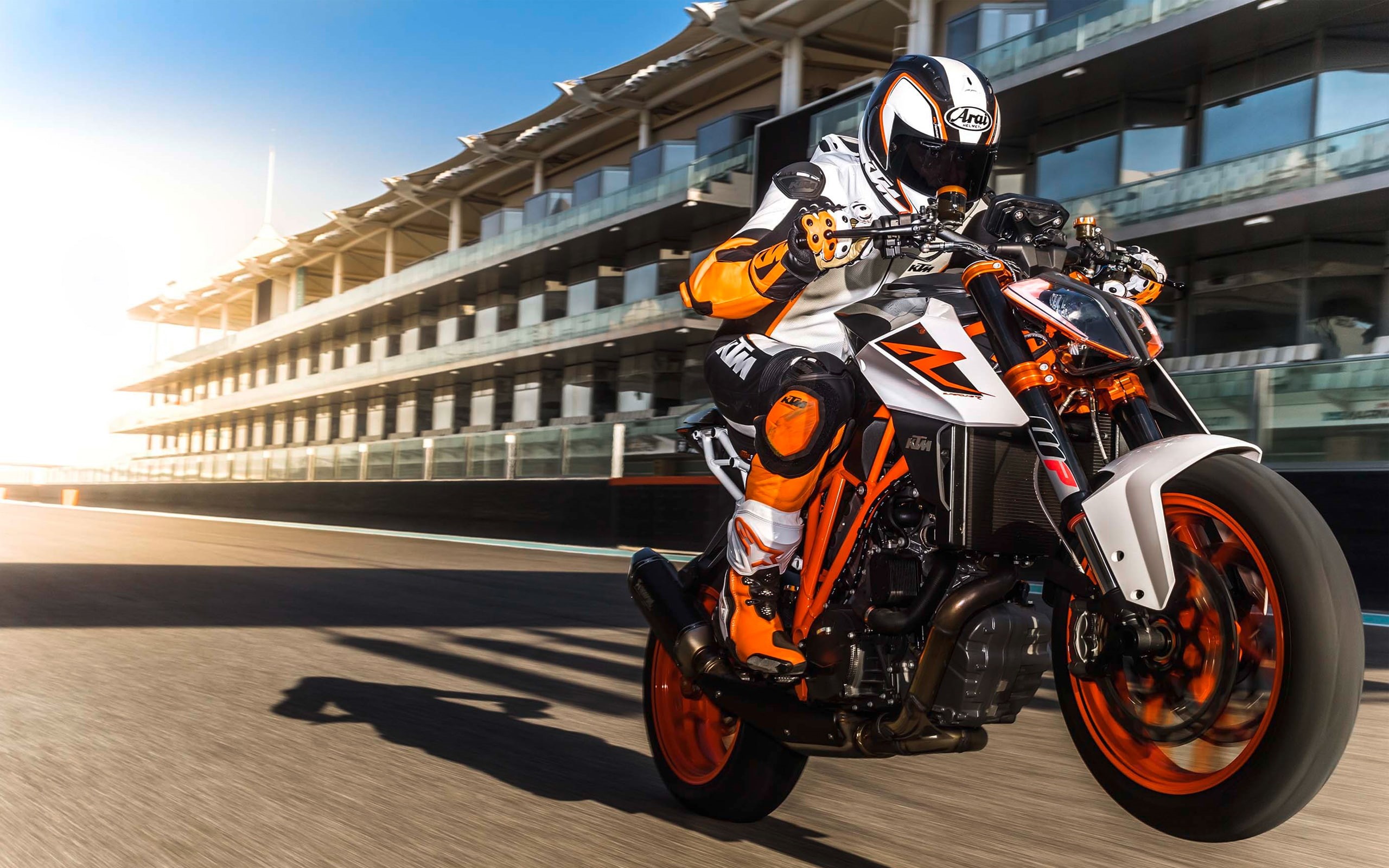 r, city, nature, shadow, KTM, travel, sports race, outdoors, 2017, road, built structure, mode of transportation, land vehicle, 1290, Duke, people, building exterior, HD Wallpaper