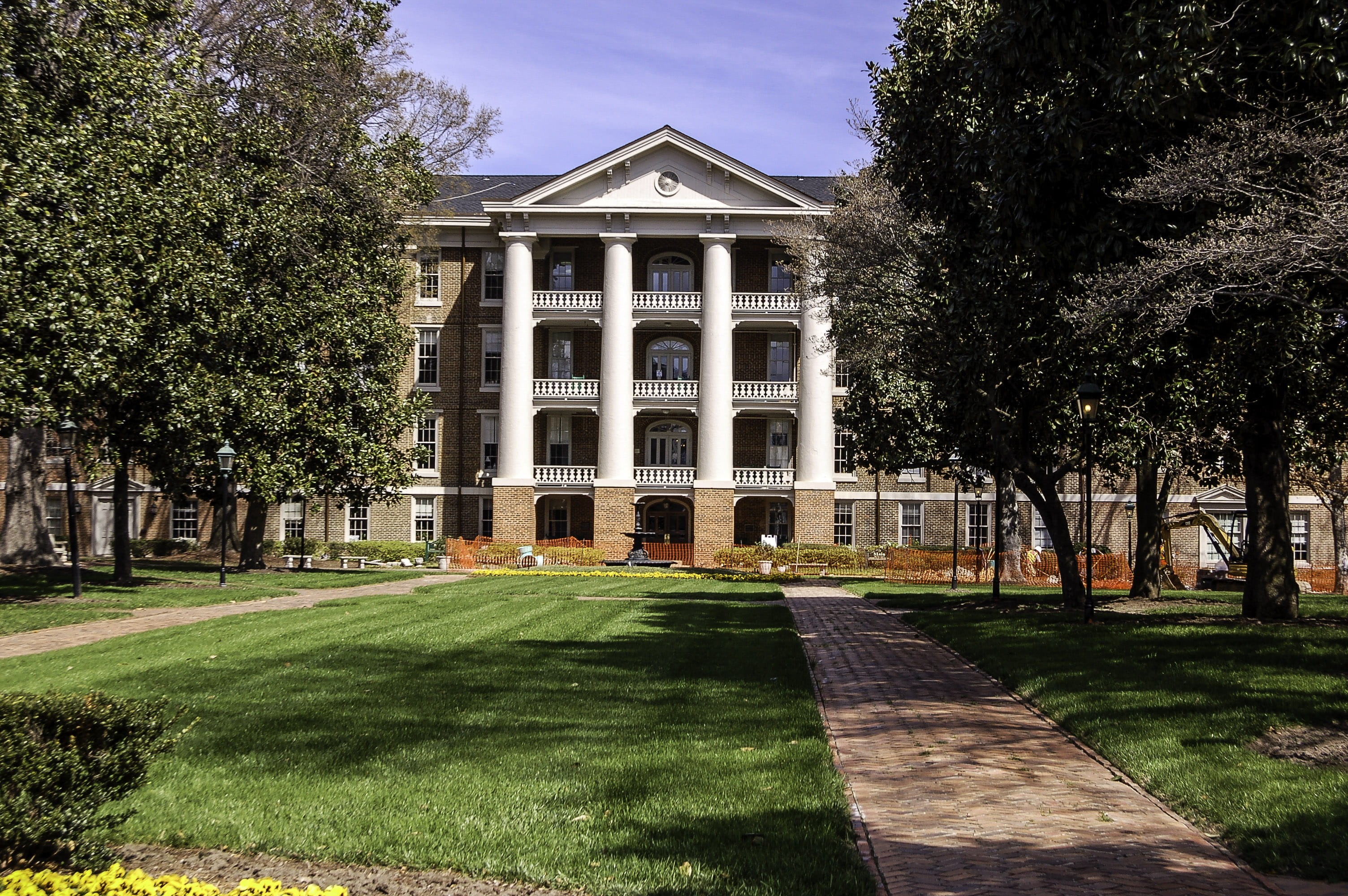 day, university, grass, built Structure, lawn, main, north, photos, peace, facade, residential Building, home ownership, green color, raleigh, luxury, william, HD Wallpaper