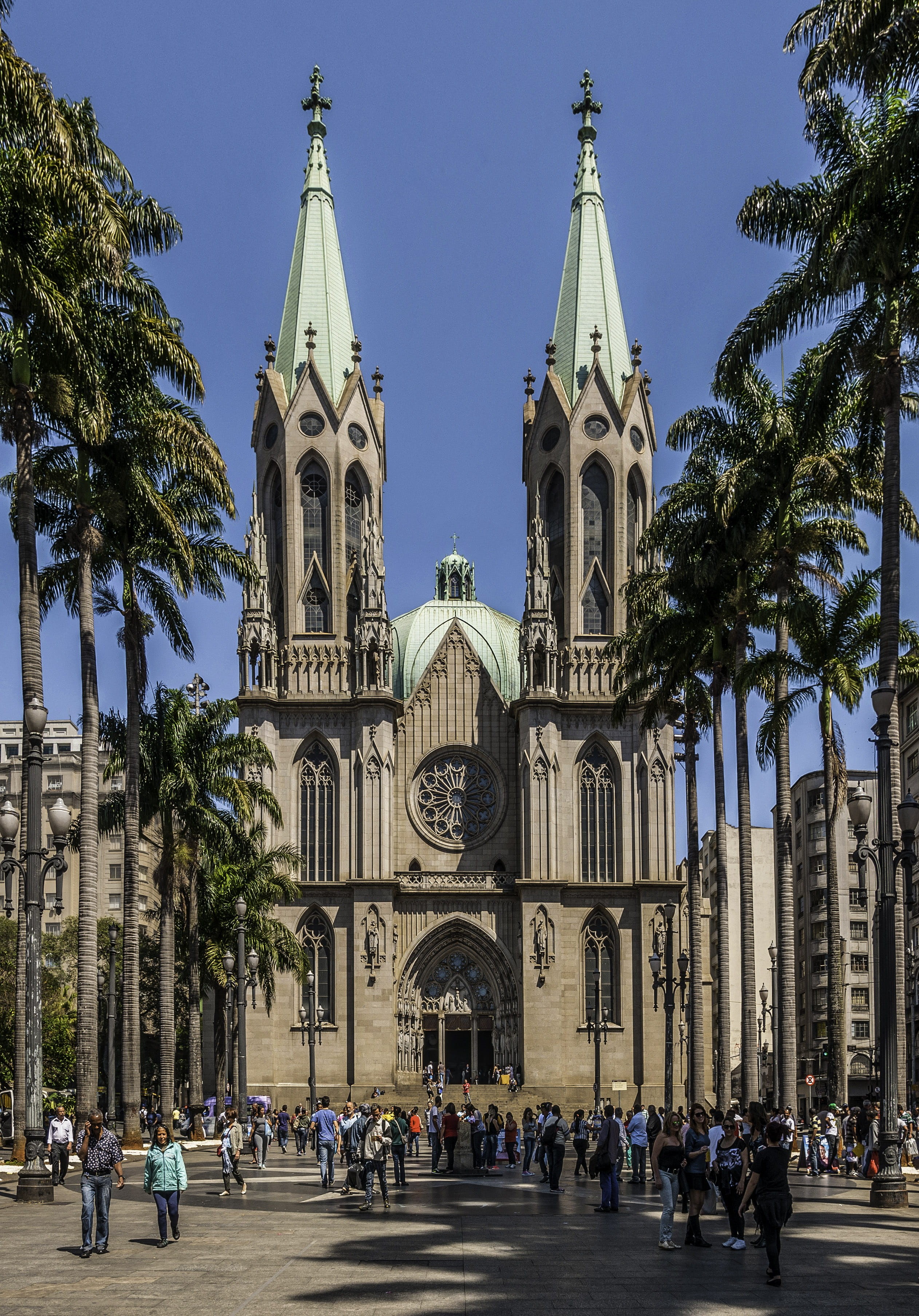 paulo, sao, palm tree, public domain, group of people, belief, catholicism, city, people, Sao Paulo Cathedral, travel, building Exterior, 2K, building, Phone HD Wallpaper
