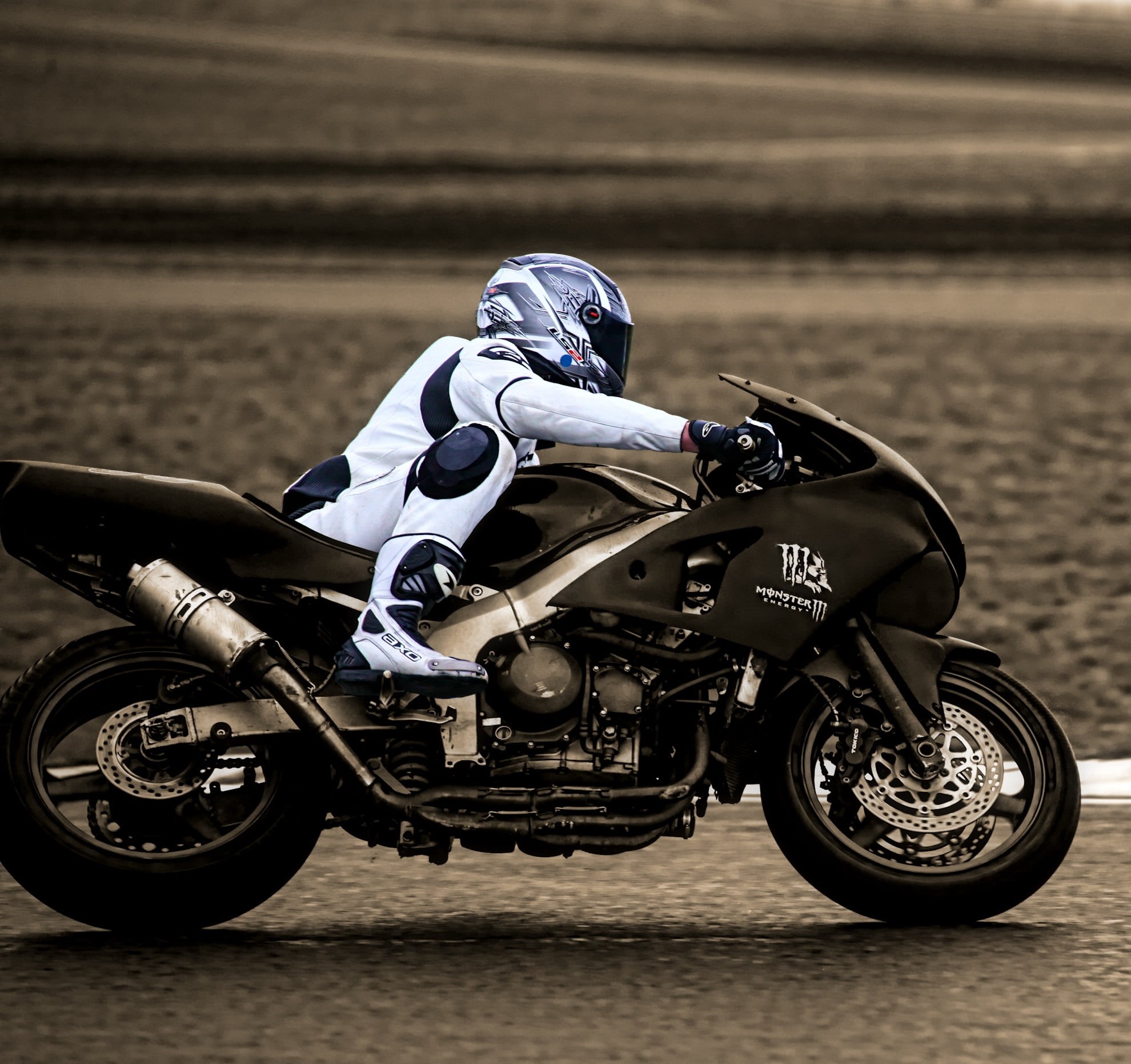 BMV, white, formula One Grand Prix, motorcycle, Ducati, sports bike, extreme Sports, Buell, スズキ, Cagiva, Dainese, motorcycle  leathers, power, motorsport, HD Wallpaper