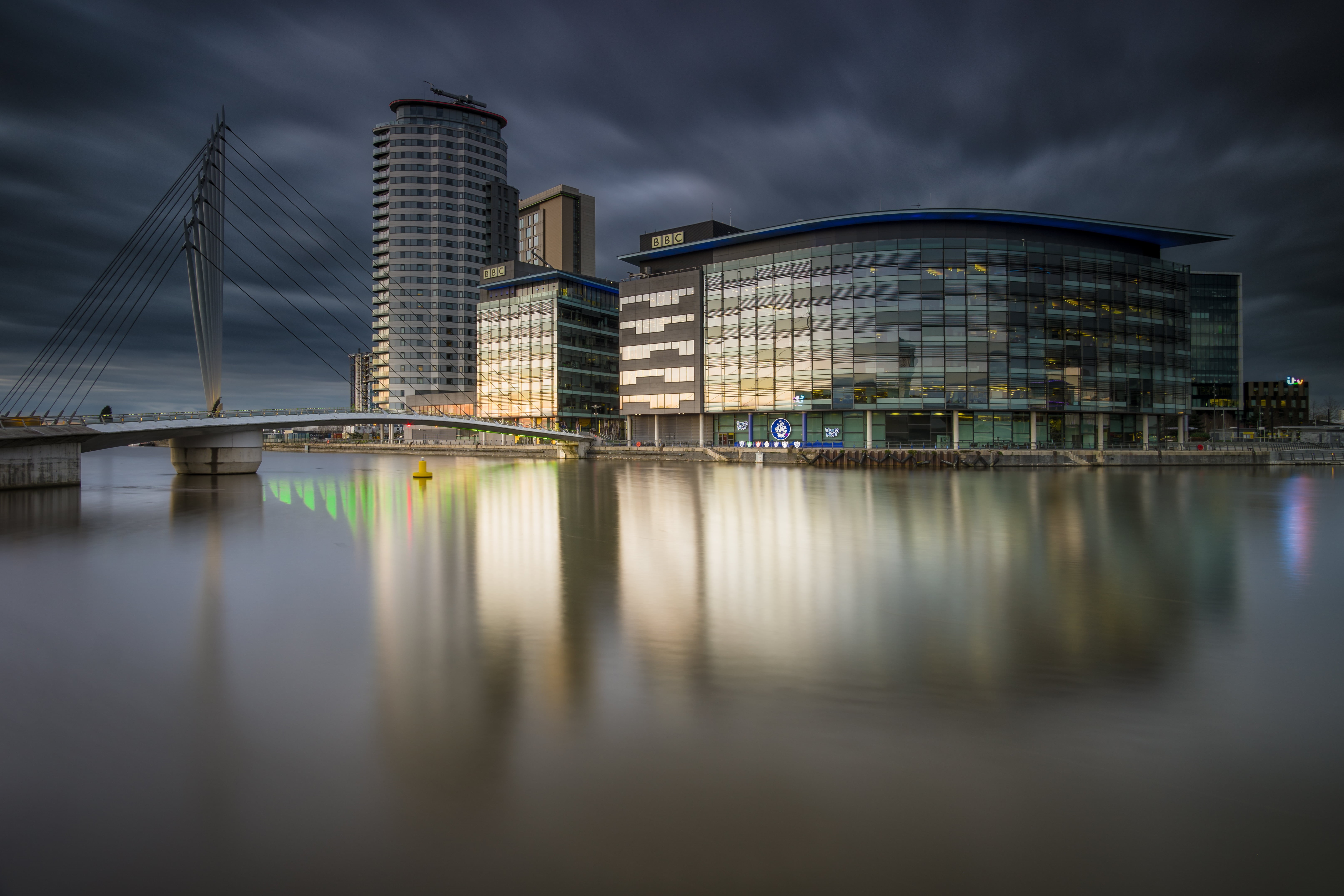 wall building, famous Place, sunset, salford, body, bridge - Man Made Structure, water, glass wall, urban Scene, urban Skyline, near, 5K, city, reflection, HD Wallpaper