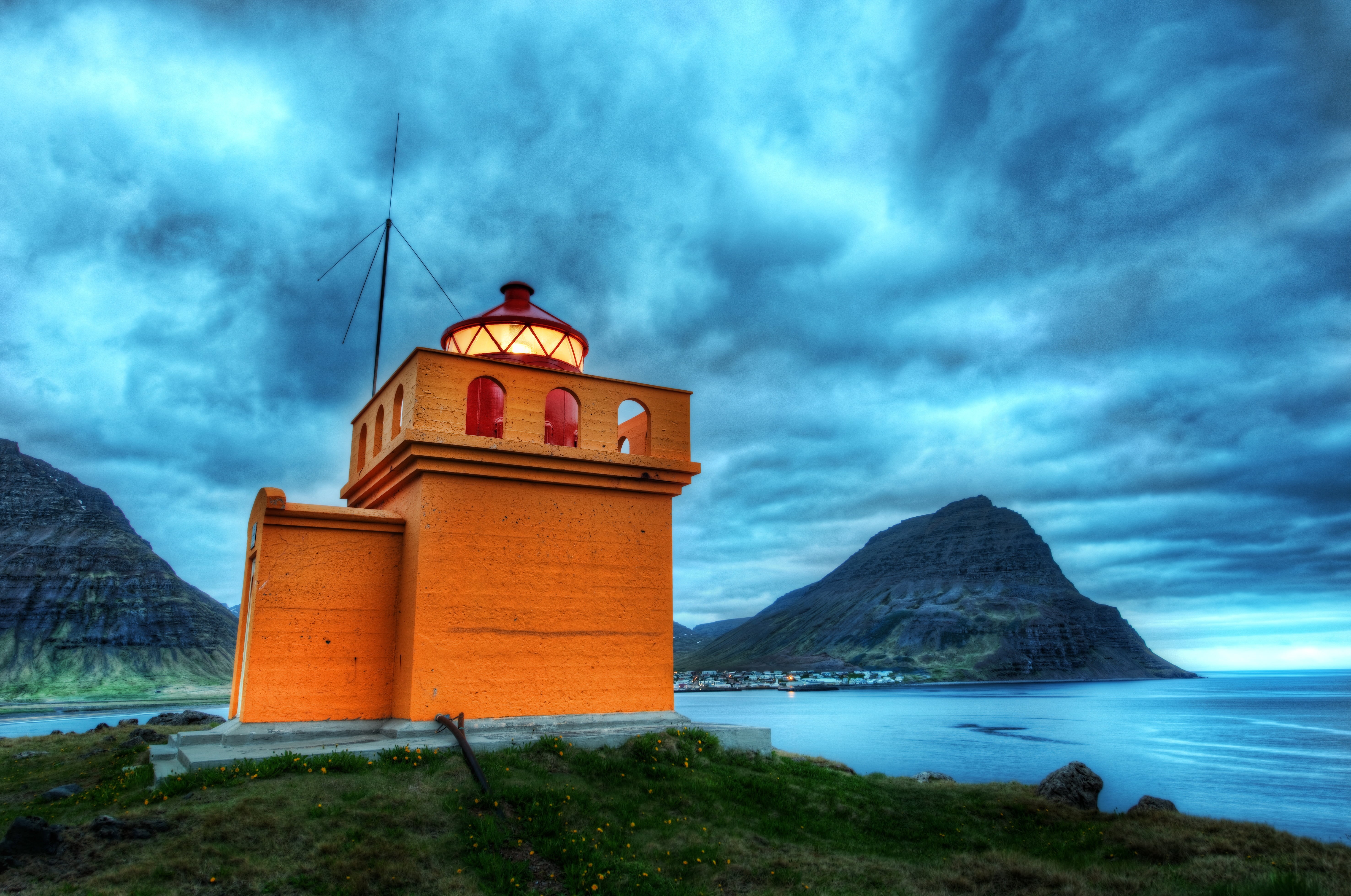 hill, Ísland, wilderness, fjord, grass  valley, northwest, stormy  weather, Lighthouse, concrete, church, customs, Europe, wall, icy, nikon d3x, solitary, HD Wallpaper