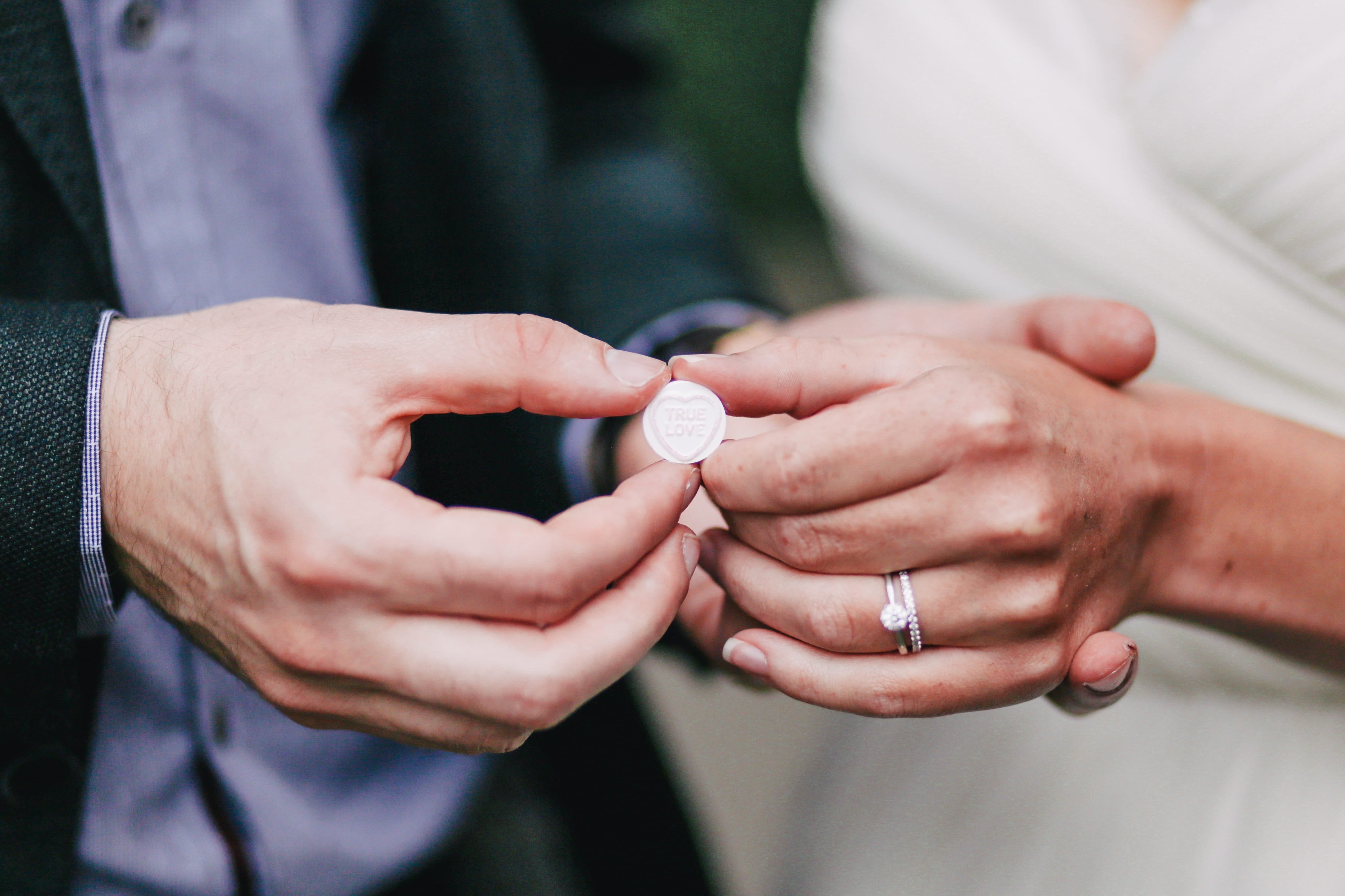 couple - relationship, event, midsection, positive emotion, human hand, men, celebration, hands, jewelry, women, groom, females, holding, love, woman, adult, HD Wallpaper