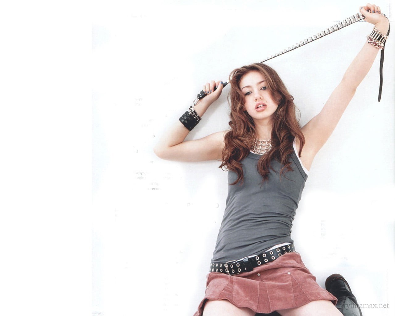 one person, adult, human arm, front view, hair, human limb, 720P, fashion, casual clothing, arms up, young women, Skye Sweetnam, copy space, portrait, HD Wallpaper