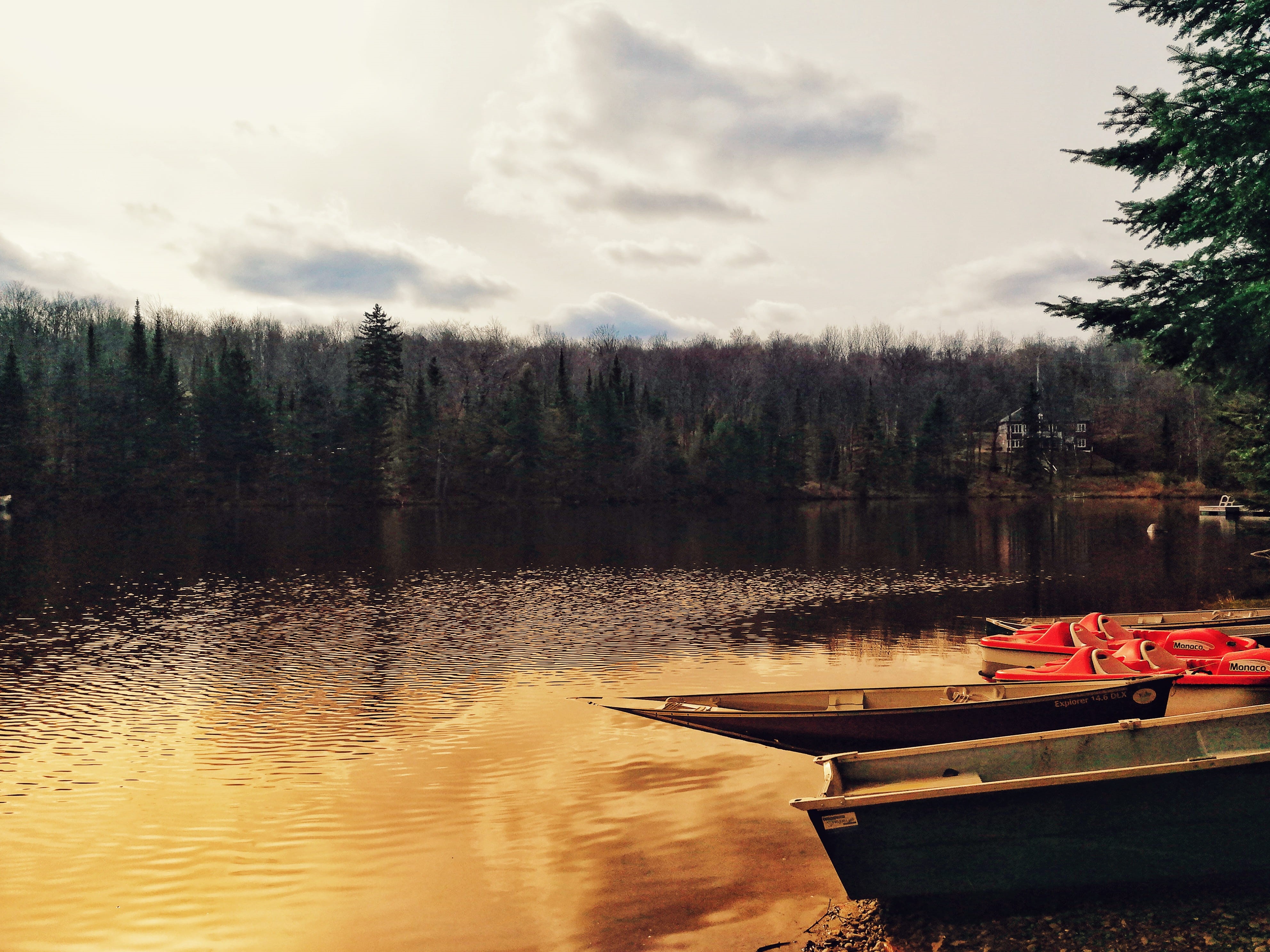 4K, rowboat, fiddler lake resort, mille-isles, transportation, day, sky, scenics - nature, canada, no people, mode of transportation, outdoors, moored, HD Wallpaper