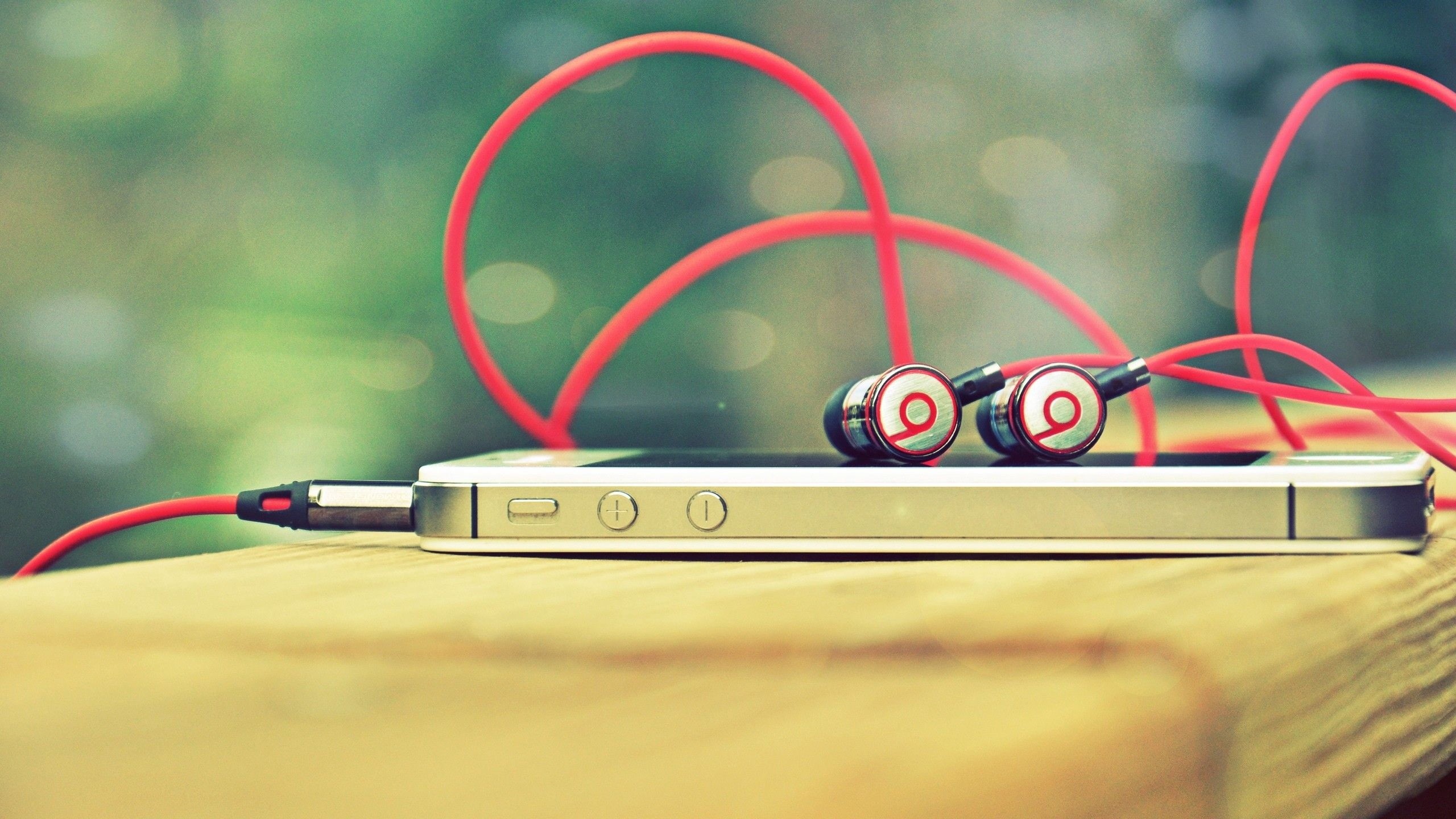 electronics industry, electricity, audio Equipment, electrical Equipment, 2K, dr, listening, global communications, iphone, arts culture and entertainment, HD Wallpaper