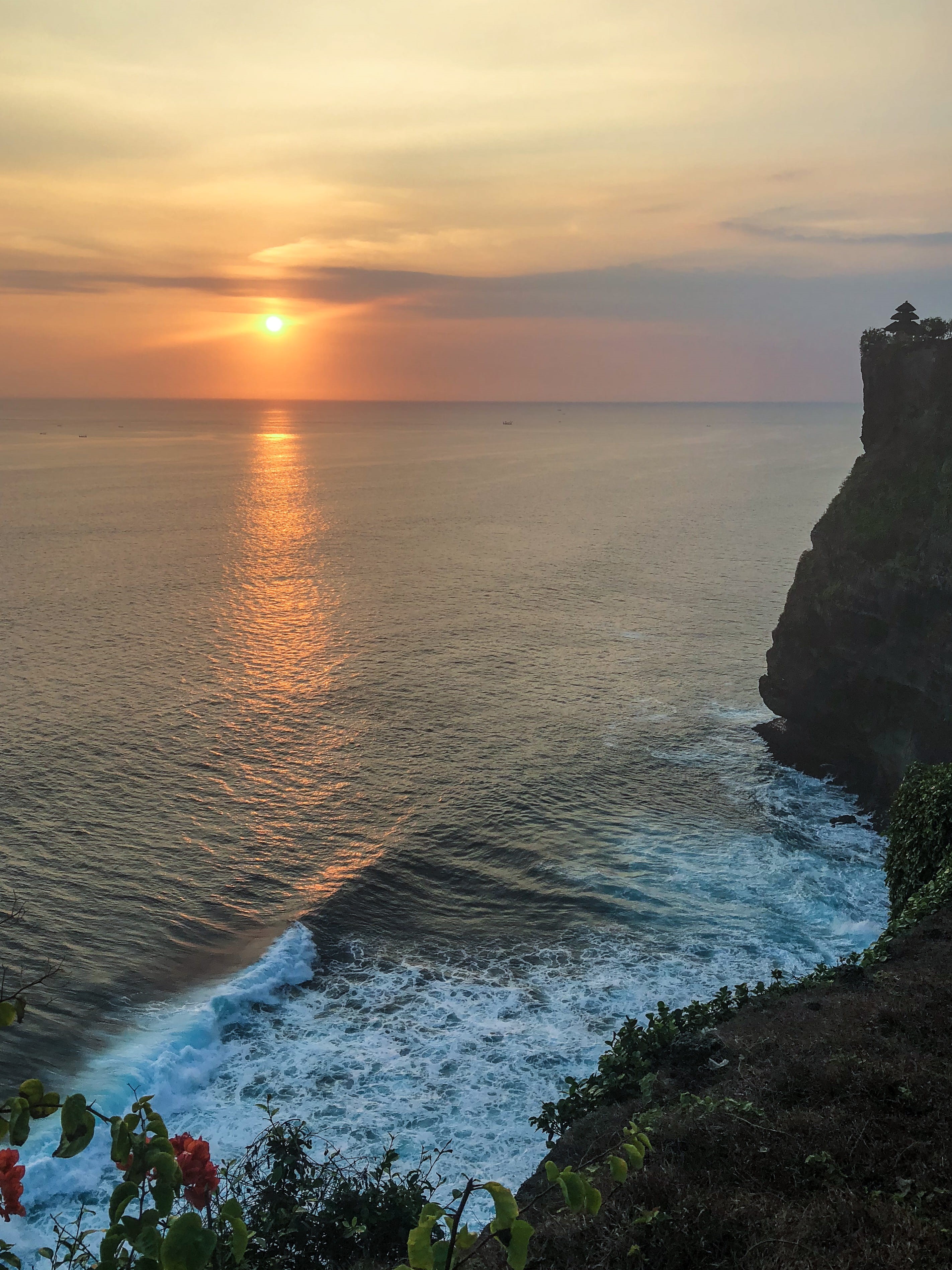 beach, land, orange color, horizon over water, motion, rock, cloud - sky, scenics - nature, cliffs, uluwatu temple, horizon, sea, tranquility, indonesia, Phone HD Wallpaper