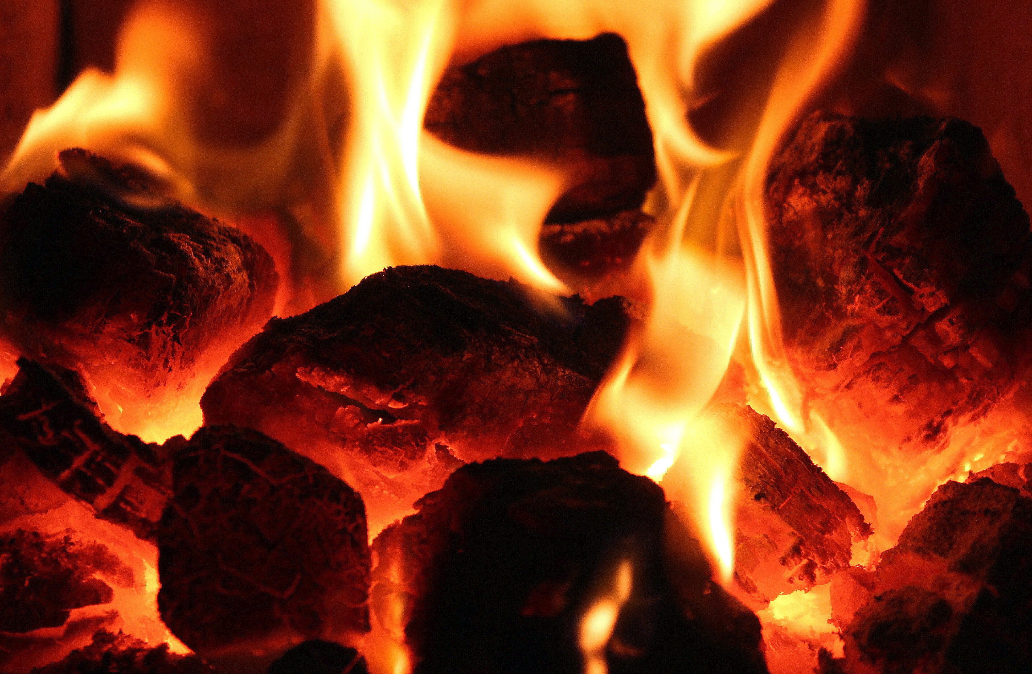 motion, glow, flames, fireplace, campfire, inflammatory, flame, camping, burn, inferno, censer, close-up, black color, nature, heat - temperature, 4K, HD Wallpaper