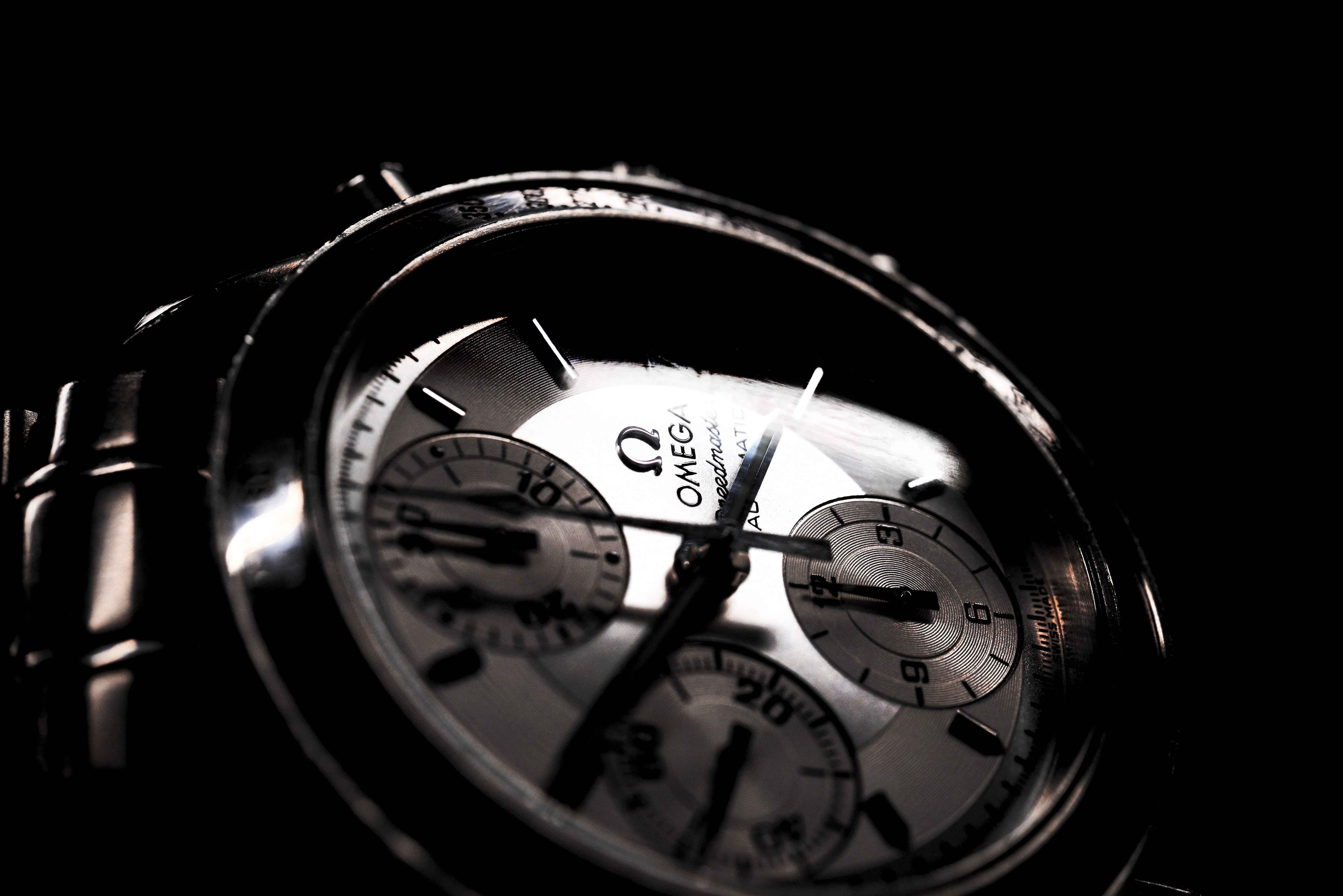 space, metal, communication, studio shot, omega, indoors, gold, minutes, accuracy, reflection, no people, pocket watch, 5K, technology, close-up, seconds, HD Wallpaper