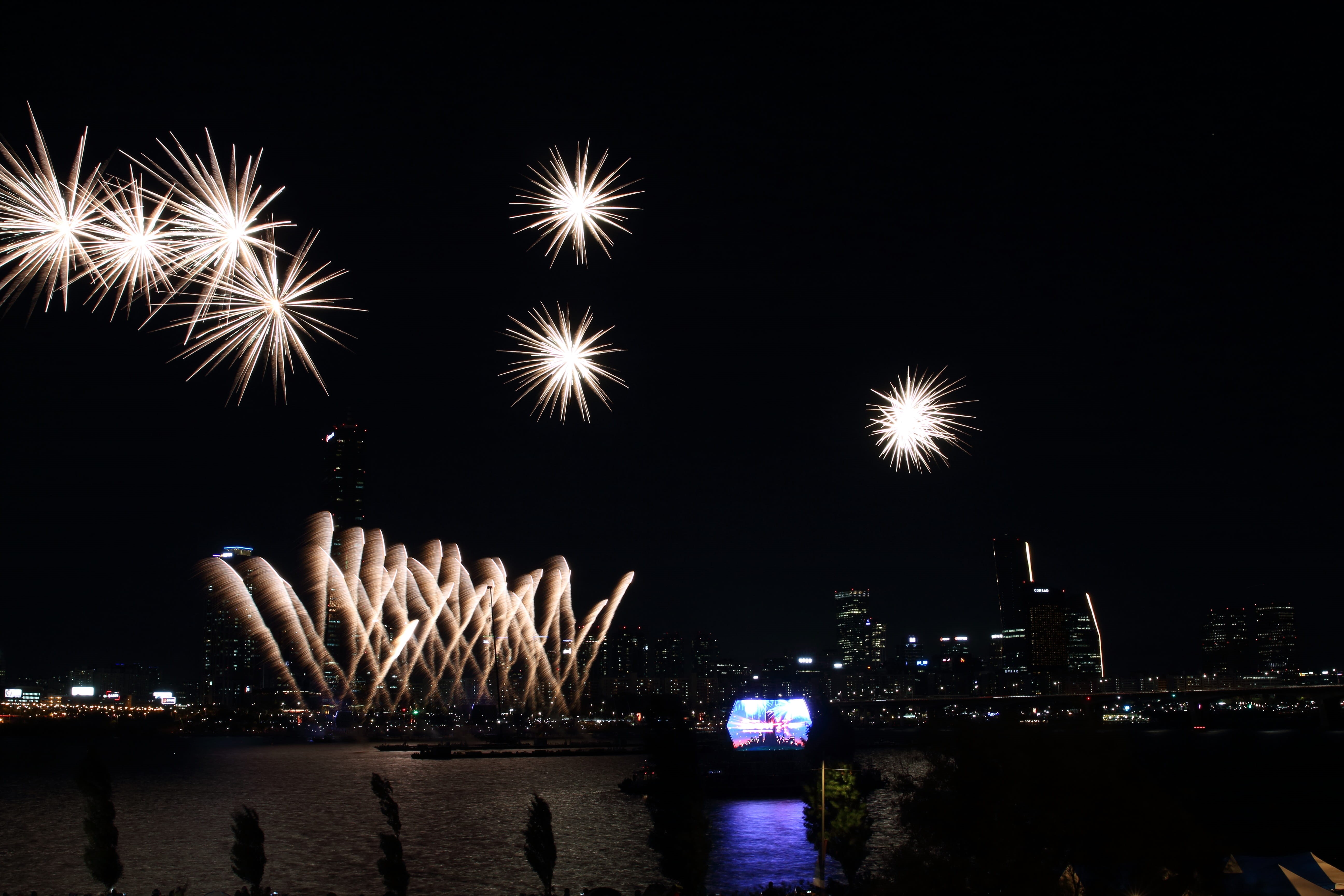 light, exploding, holiday, nature, office building exterior, international, skyscraper, building exterior, yeouido, black Color, new years eve, festival, HD Wallpaper