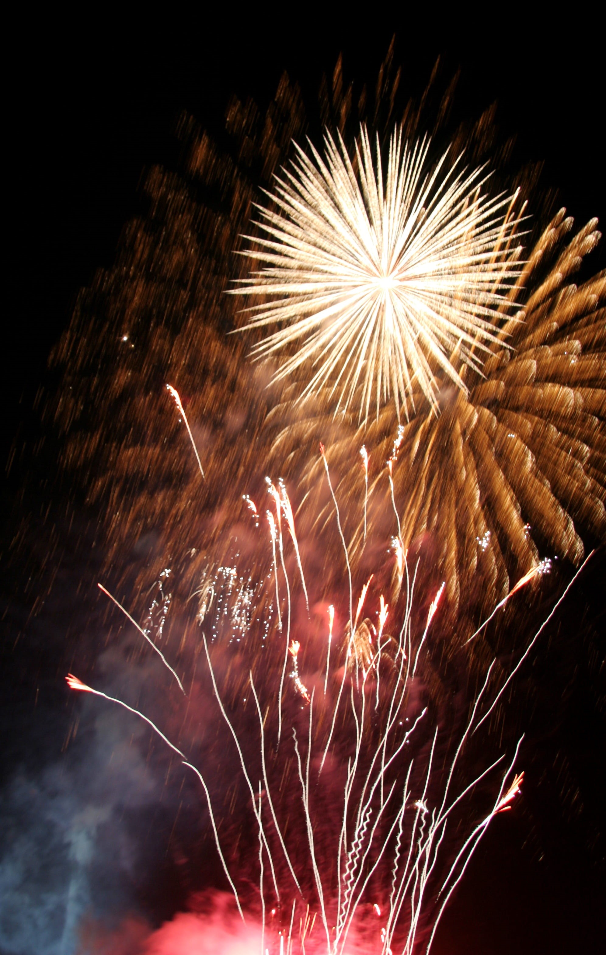 low angle view, fourth of July, light, multi colored, according to, firework, party - Social Event, smoke - physical structure, exploding, tracer, sparks, Phone HD Wallpaper