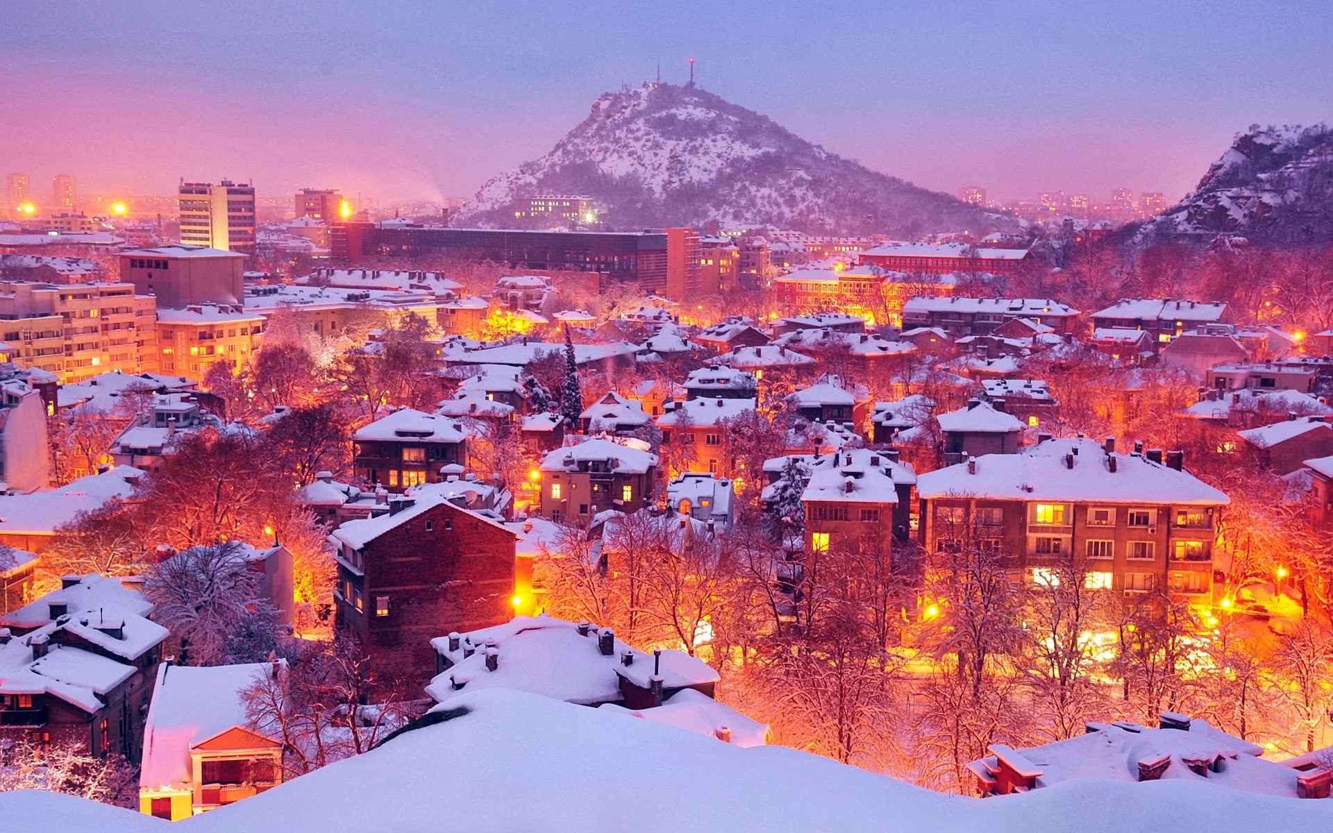 1080P, city, lights, orange, Bulgaria, snow, Plovdiv, winter, covered, street, HD Wallpaper