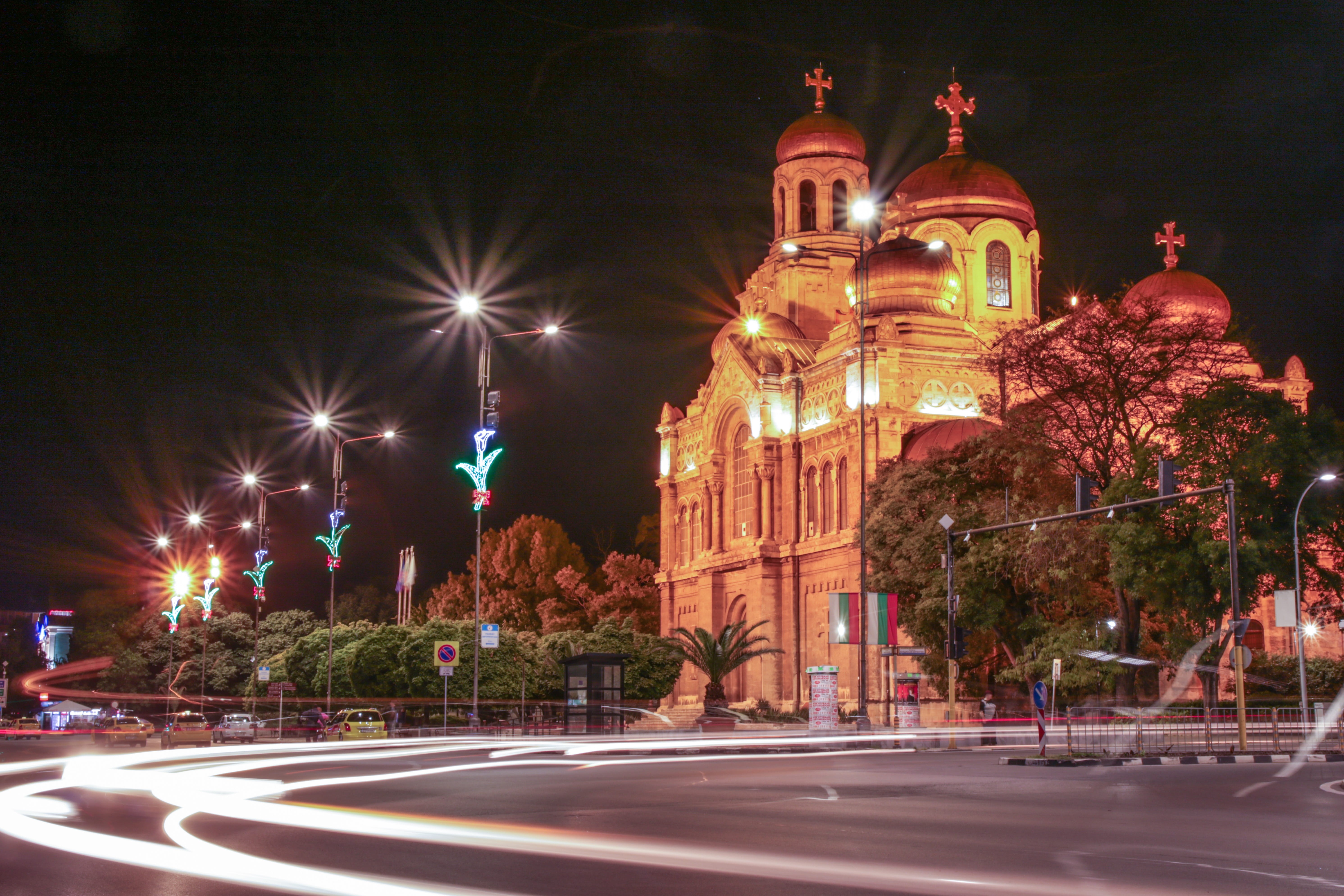 city, traffic lights, long exposure, road, light, motion, architecture, night, street light, religion, no people, cathedral, built structure, illuminated, HD Wallpaper
