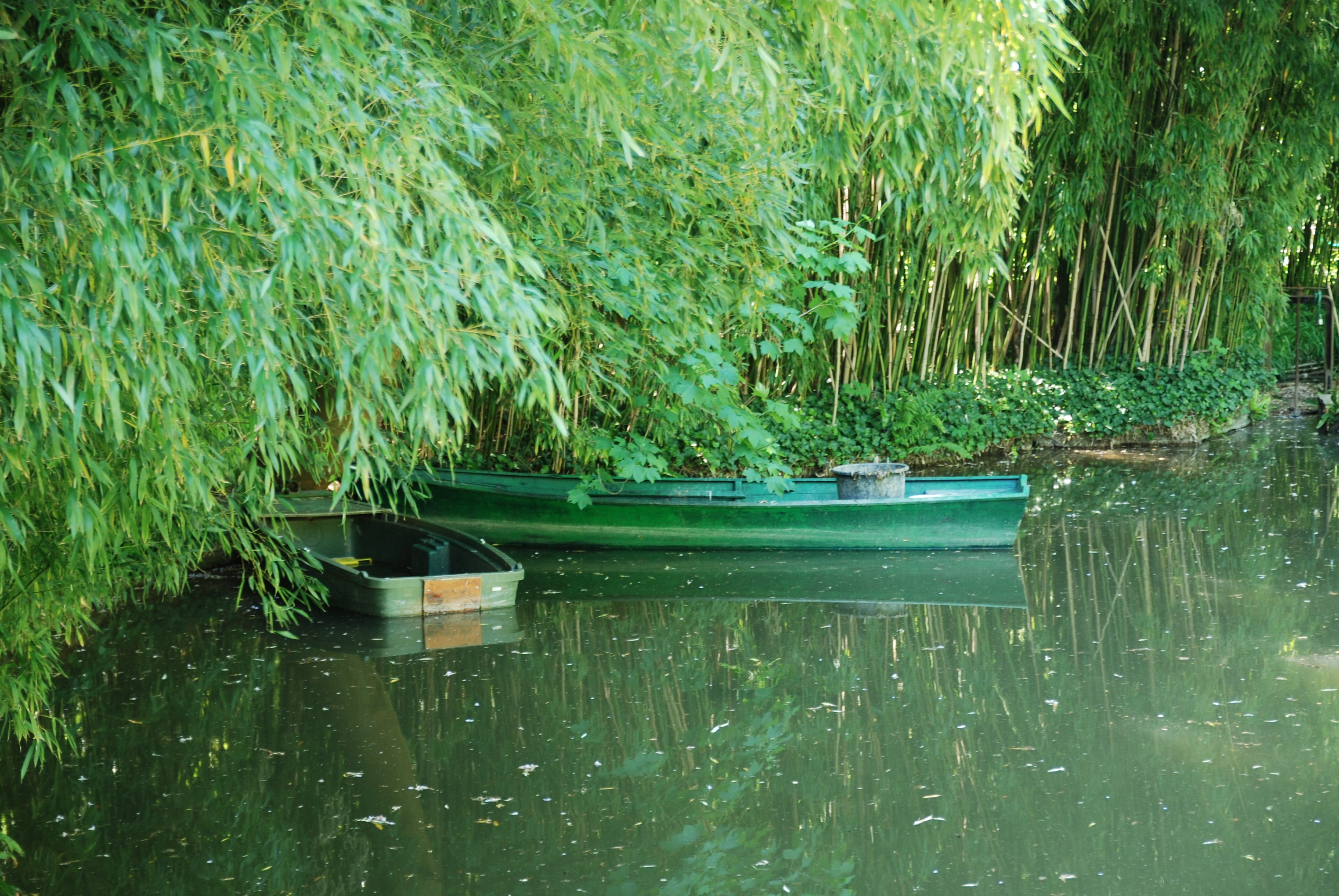 grass, lake, day, boats, reflection, water, rowboat, waterfront, green color, tranquil scene, nautical vessel, impressionist, givenchy, nature, outdoors, HD Wallpaper