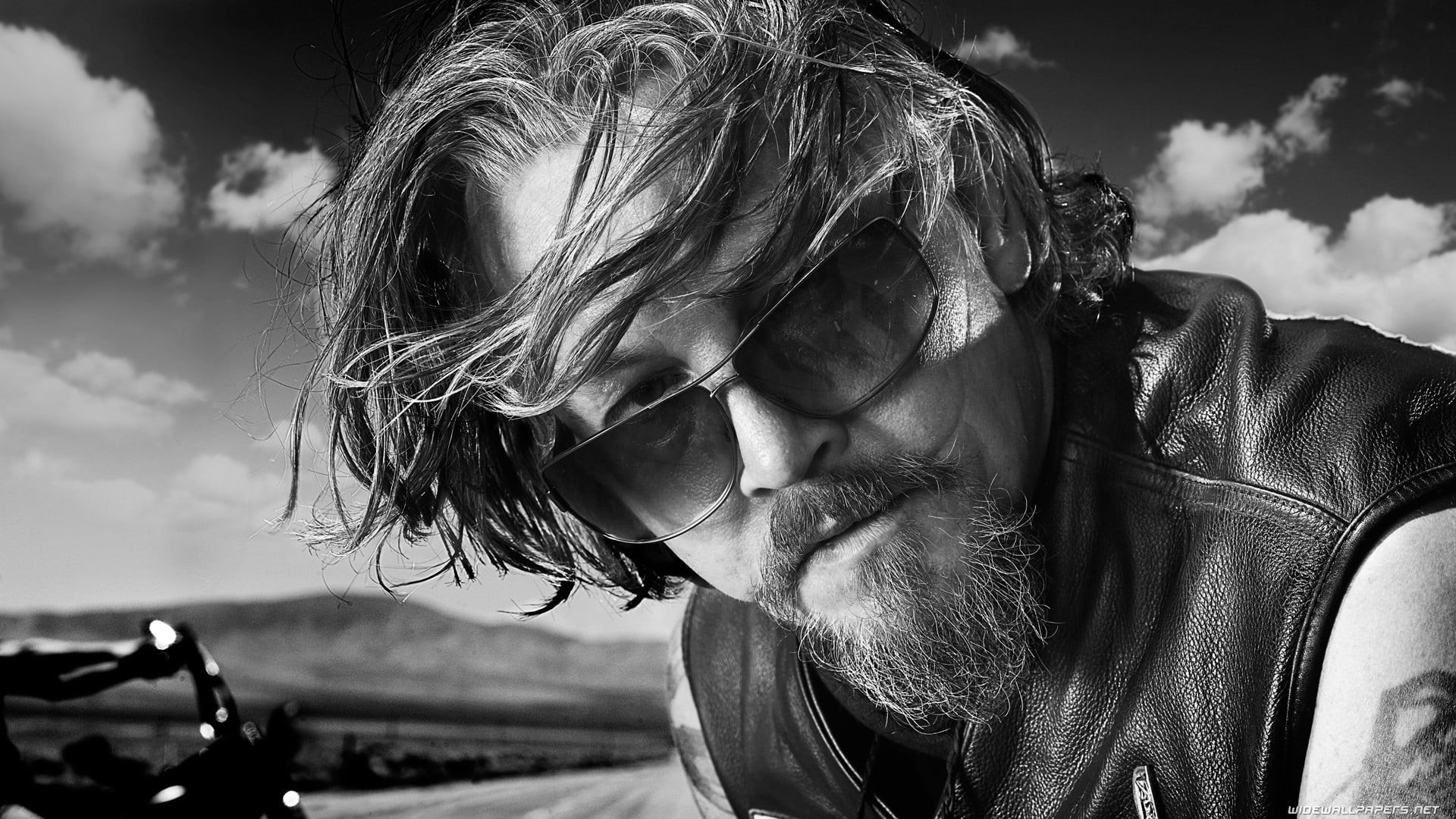 sadness, depression - sadness, leather, lifestyles, close-up, real people, beard, portrait, human face, TV, sky, black, focus on foreground, cloud - sky, HD Wallpaper