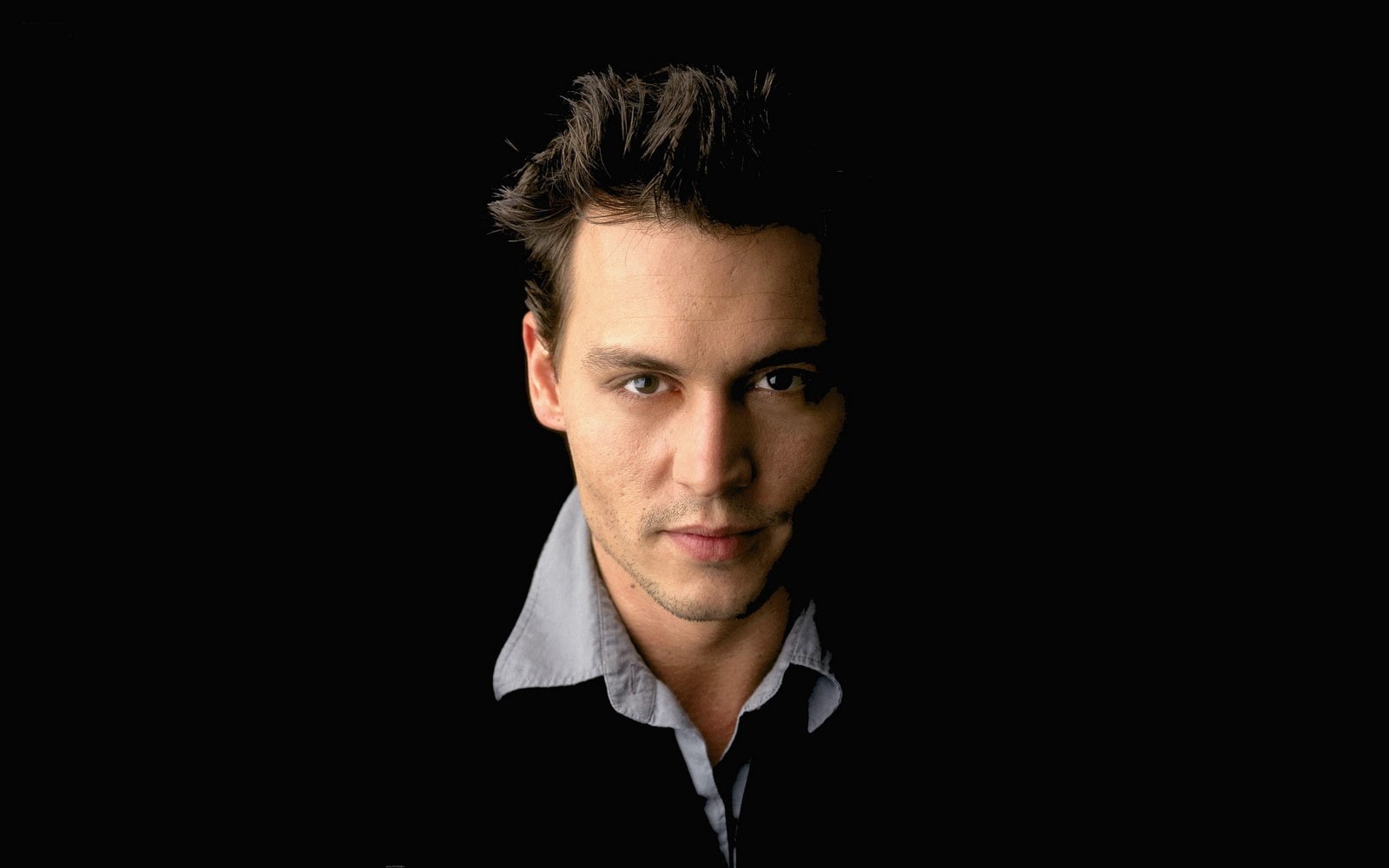 celebrities, mature, man, johnny, 720P, actor, depp, black, johnny depp, eyes, black eyes, HD Wallpaper