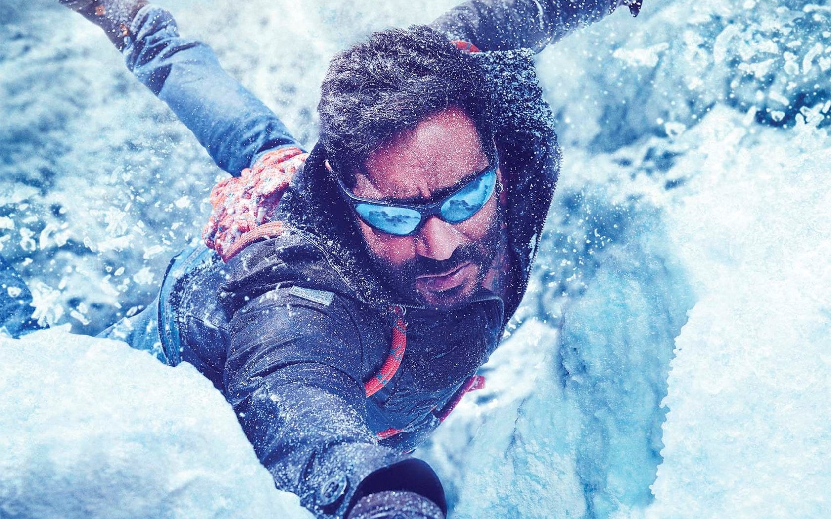 looking at camera, outdoors, snow, Bollywood Movies, real people, 2016, 720P, poster, one person, cold temperature, ajay devgan, winter, lifestyles, leisure activity, HD Wallpaper