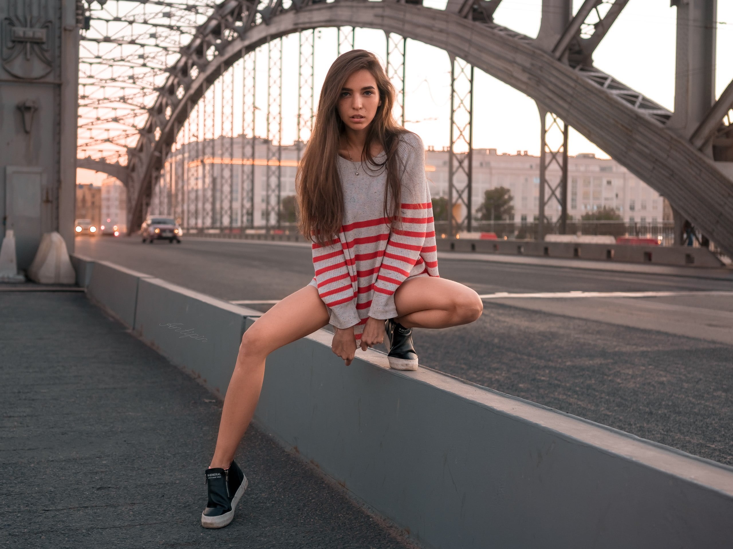 neck, front view, looking at camera, tanned, women outdoors, sweater, bridge, outdoors, bridge - man made structure, 2K, sneakers, one person, striped, HD Wallpaper