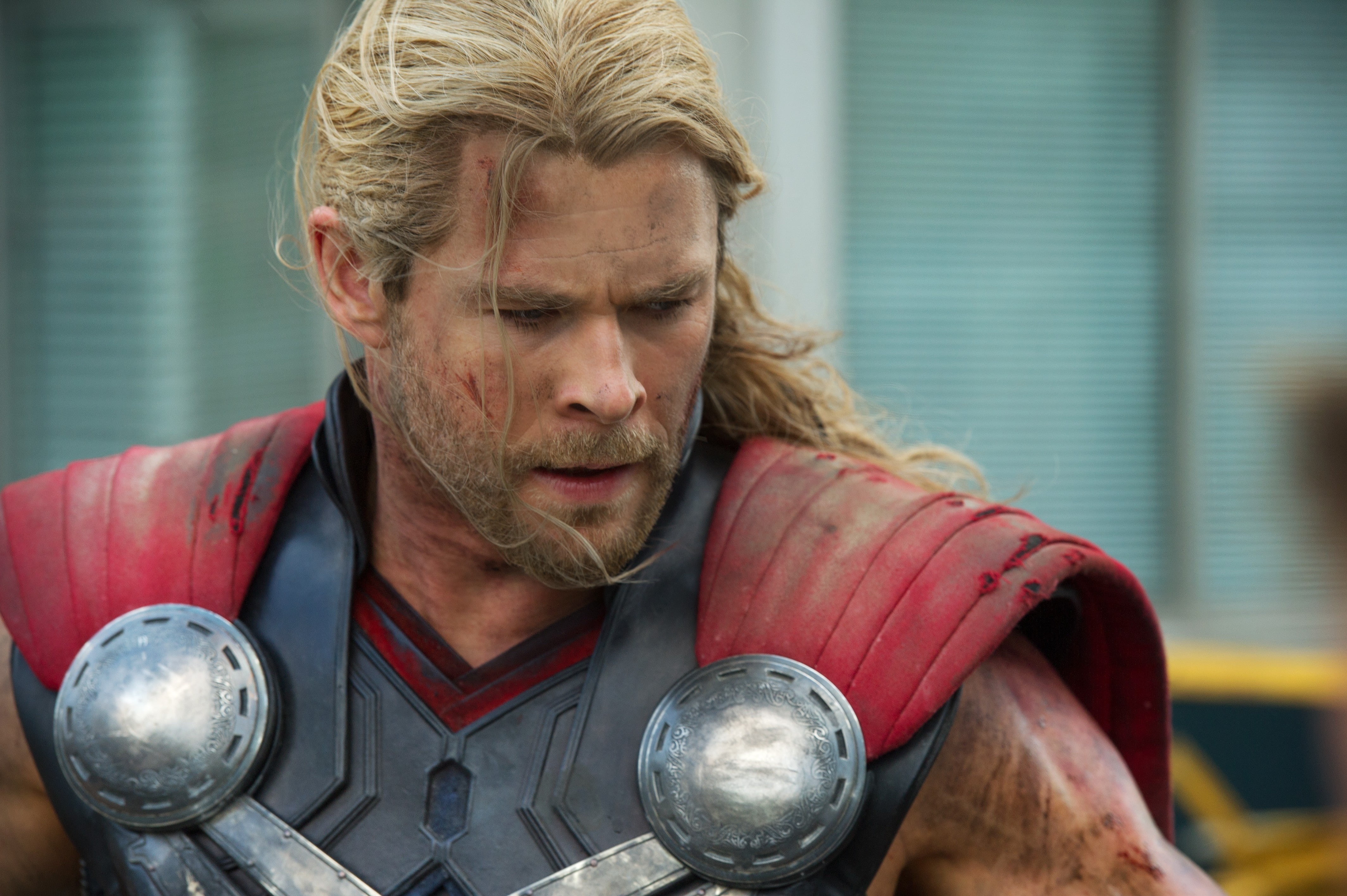clothing, men, lifestyles, 4K, Avengers: Age of Ultron, headshot, real people, focus on foreground, mature adult, portrait, leisure activity, hair, males, HD Wallpaper