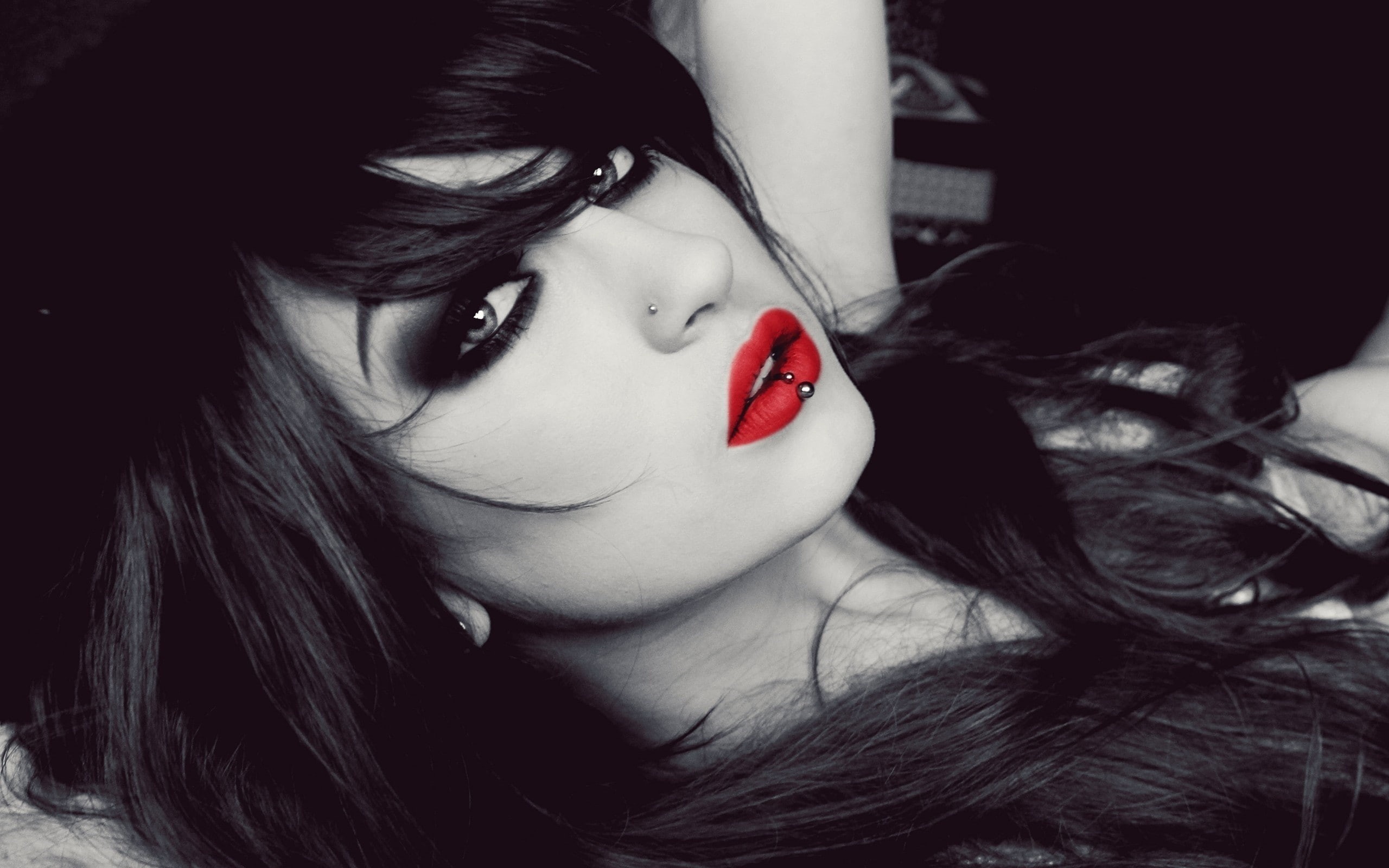 women, dark eyes, face, red lipstick, 2K, selective coloring, piercing, nose rings, Niky Von Macabre, lolina green, HD Wallpaper