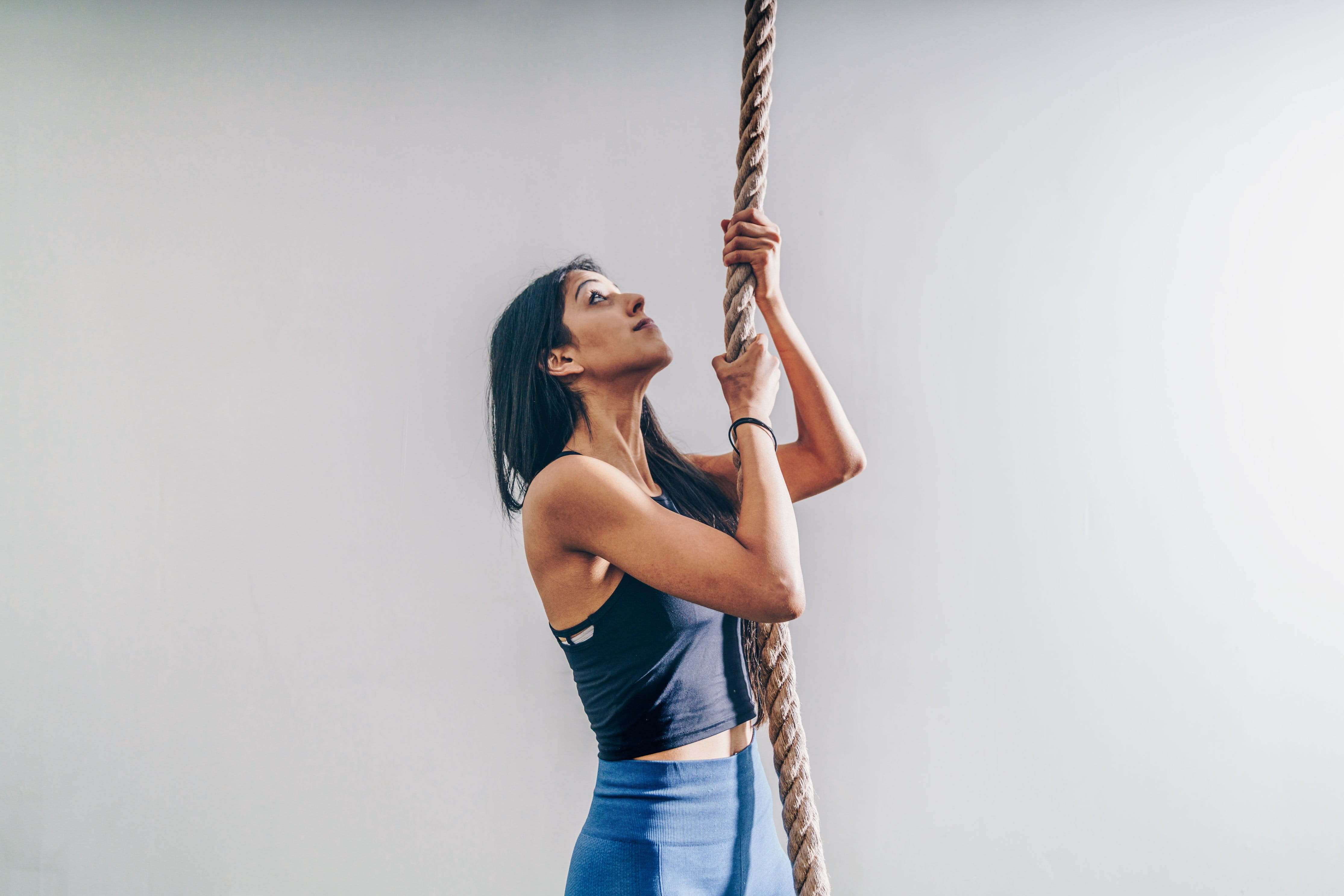 Fitness, fit, young adult, rope, hand, one person, holding, lifestyles, cross, sport, exercising, Workout, 4K, copy space, looking, casual clothing, ropes, HD Wallpaper