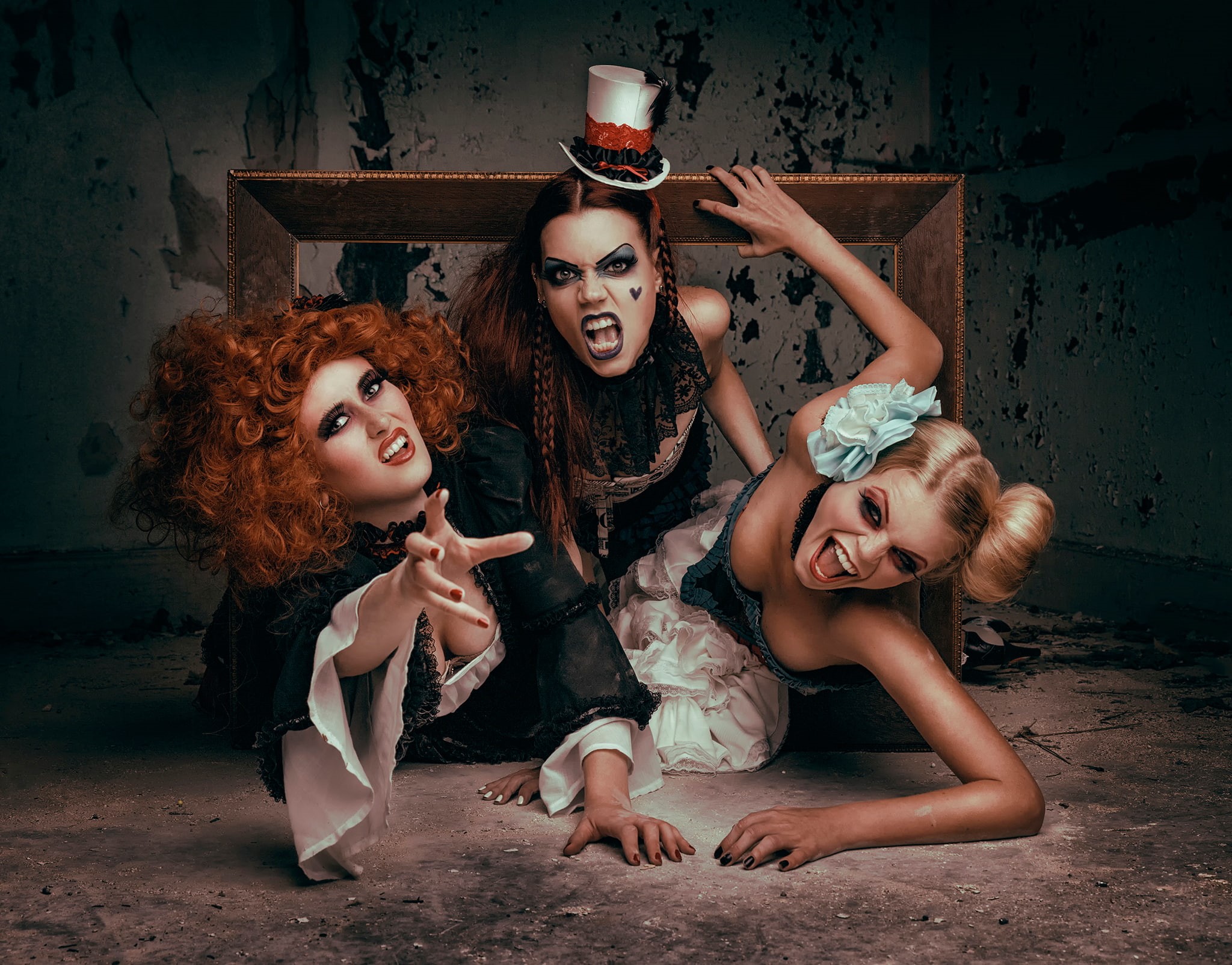 1080P, costumes, art, makeup, girls, adventure, teeth, anger, cries, Frame me, HD Wallpaper